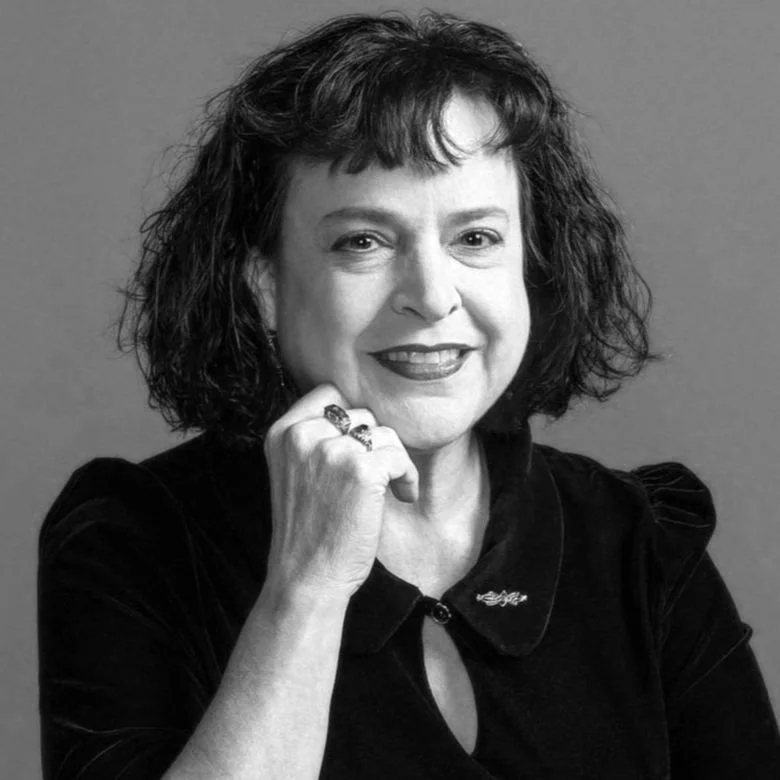 Elizabeth Richmond Garza Headshot.jpg