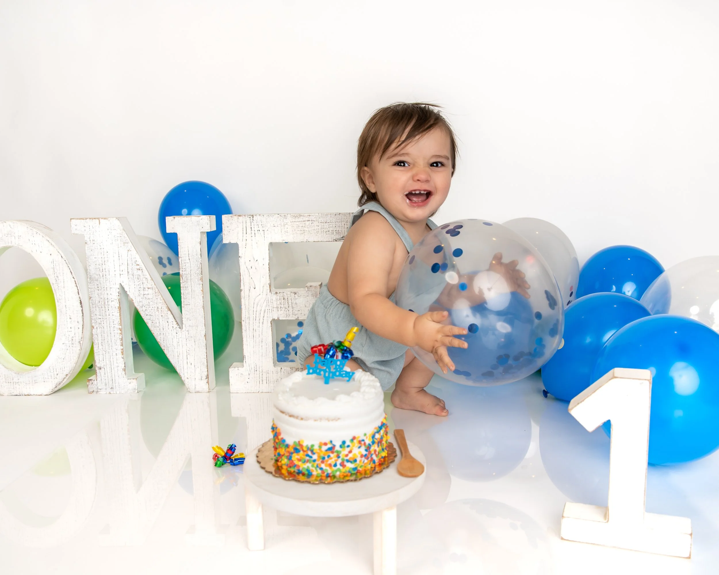 Dom Cake Smash 2.jpeg