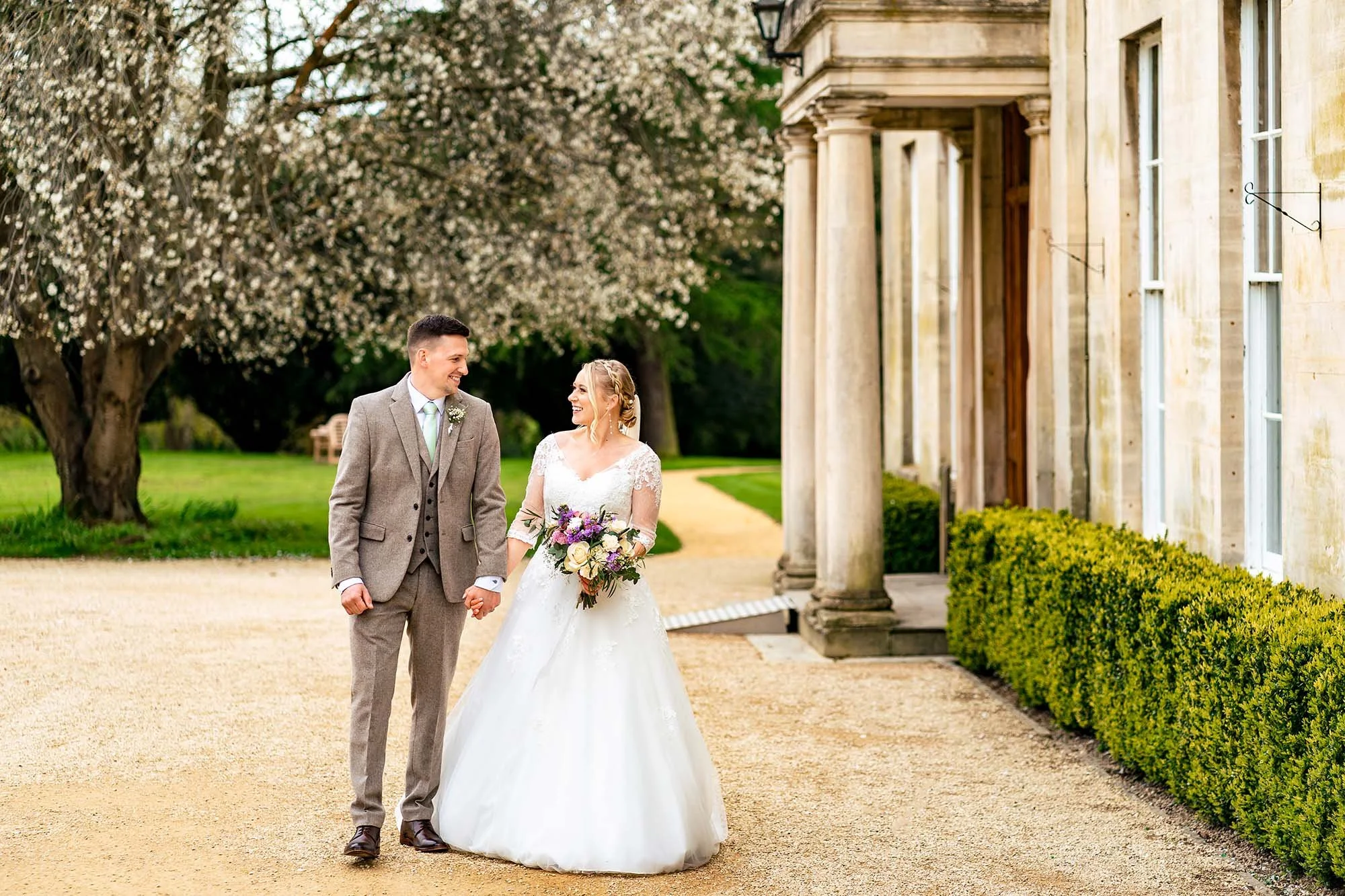 Wedding photographer Swindon