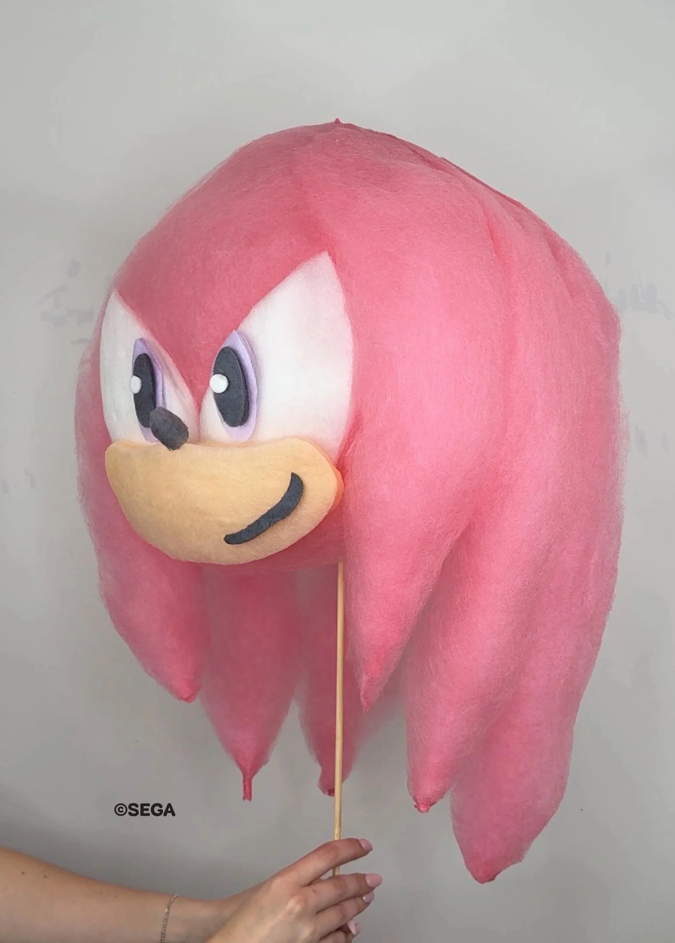 KNUCKLES