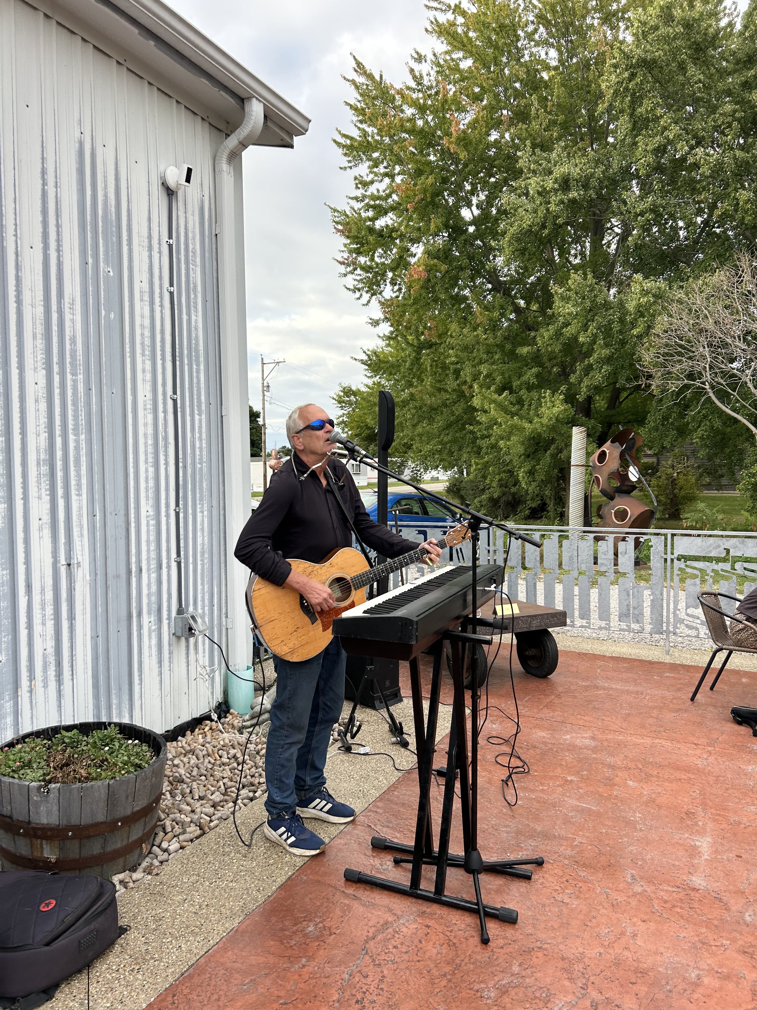 Live Music - Don Savoie Blue Eyed Soul