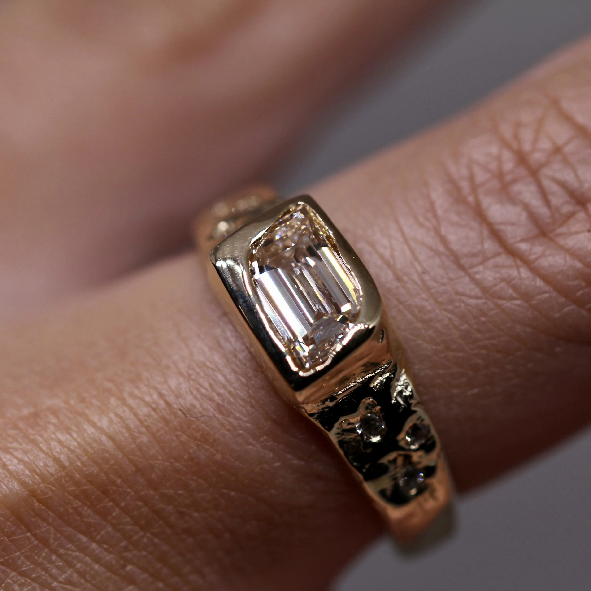 Leaf Diamond Ring