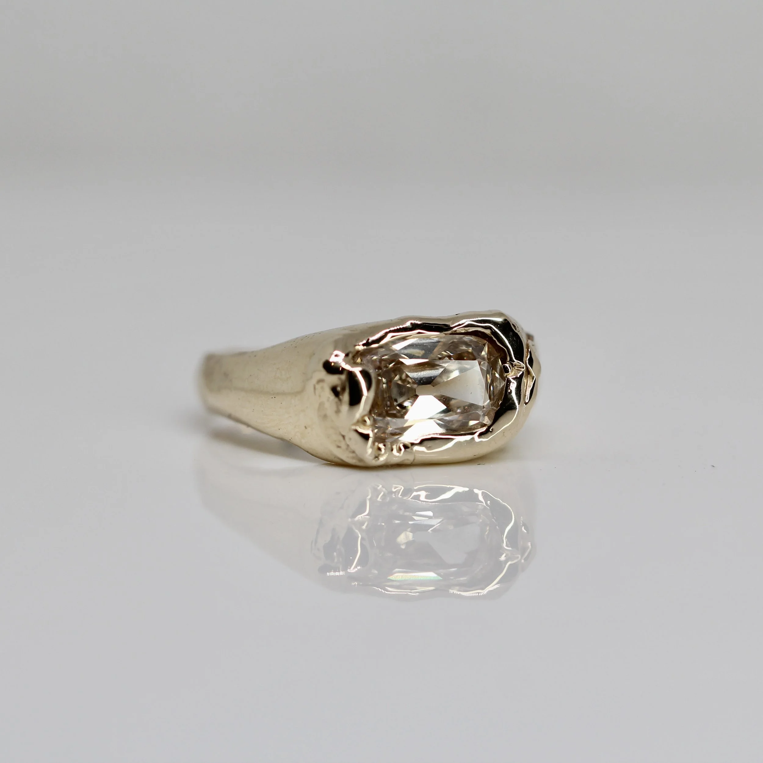 East West Signet Ring in Gold