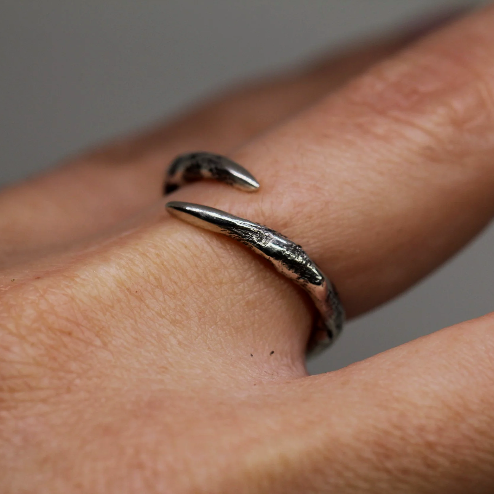 Handmade-sterling-silver-ring-unique-jewellery-by-jess-blak