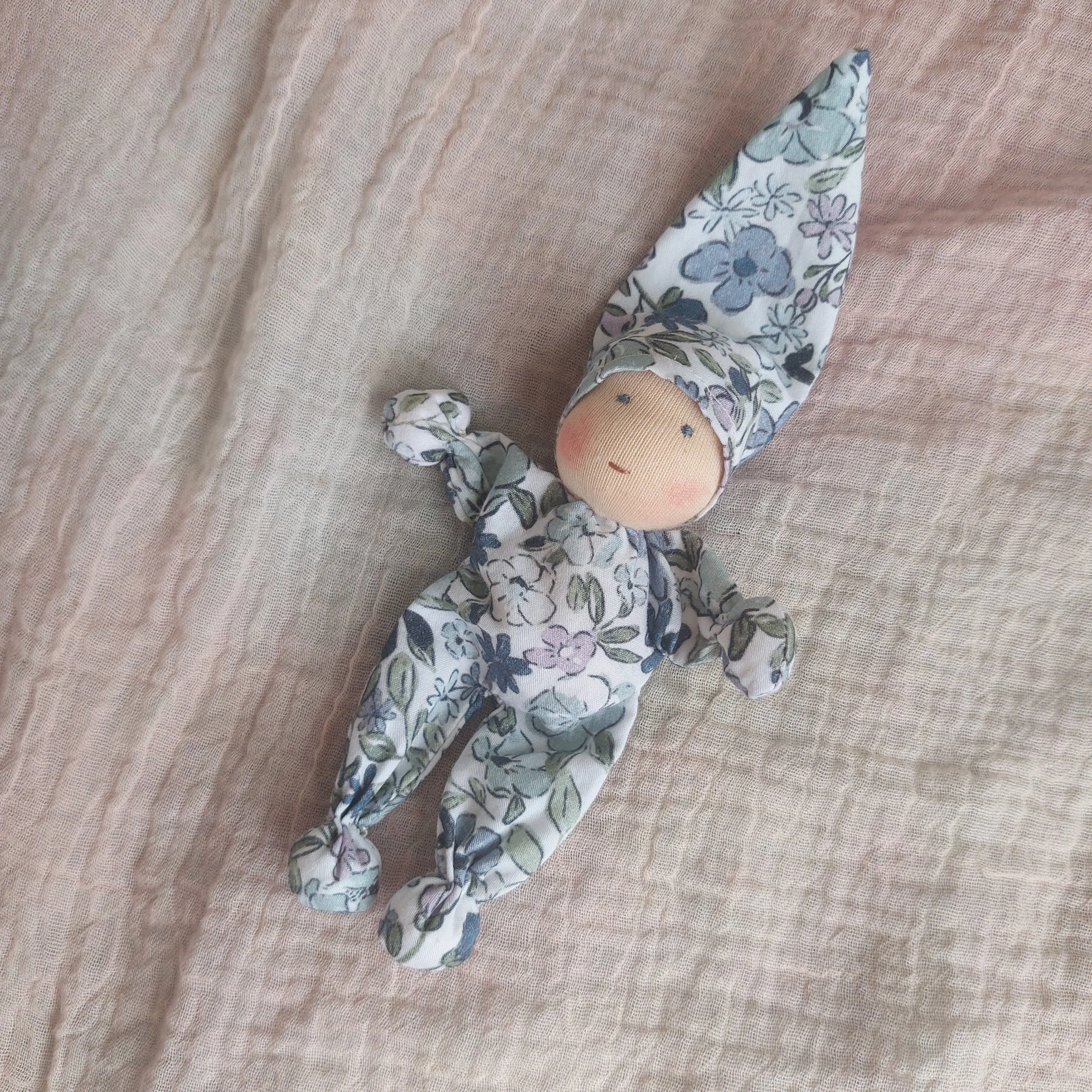 Lilac and Blue Florals Poppit
