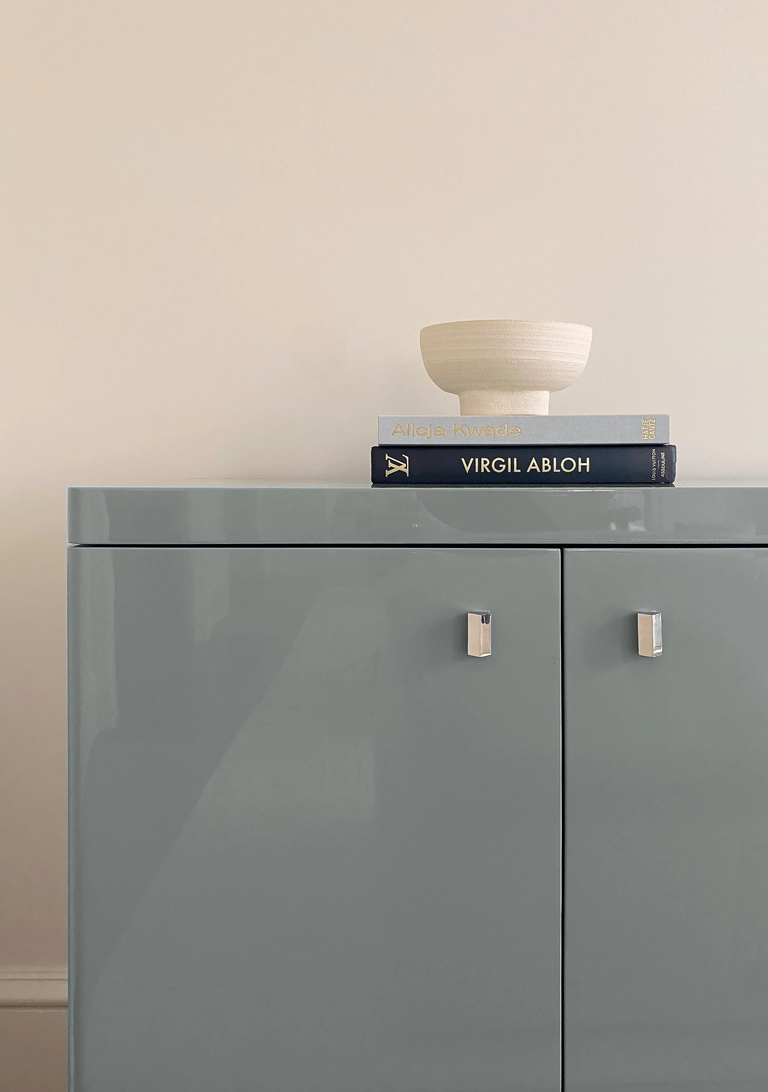 This high gloss lacquer finish was an on-the-spot solution to a problem the fabricator was having when trying to match the original control samples.