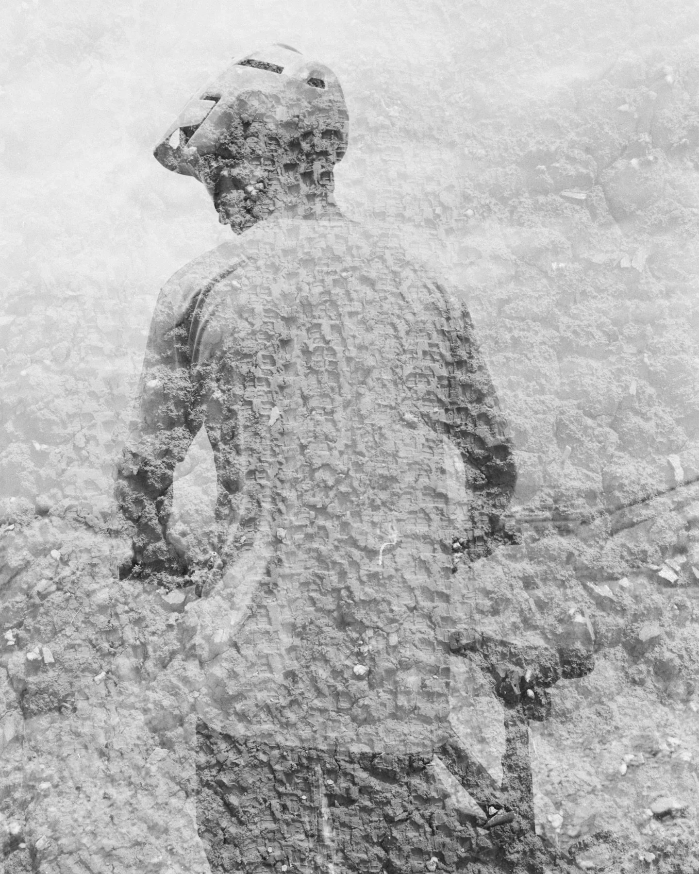 Terr&aelig; means earth, with some tire imprint.

Client: @met_helmets 
Campaign: New MET Terr&aelig; open face
Rider: @louisreboul 

Black and white pictures on film:
📸 Canon A1 | 🎞️ Fomapan 100
Developed by @ghisafilmlab 

@met_helmets @mountain_