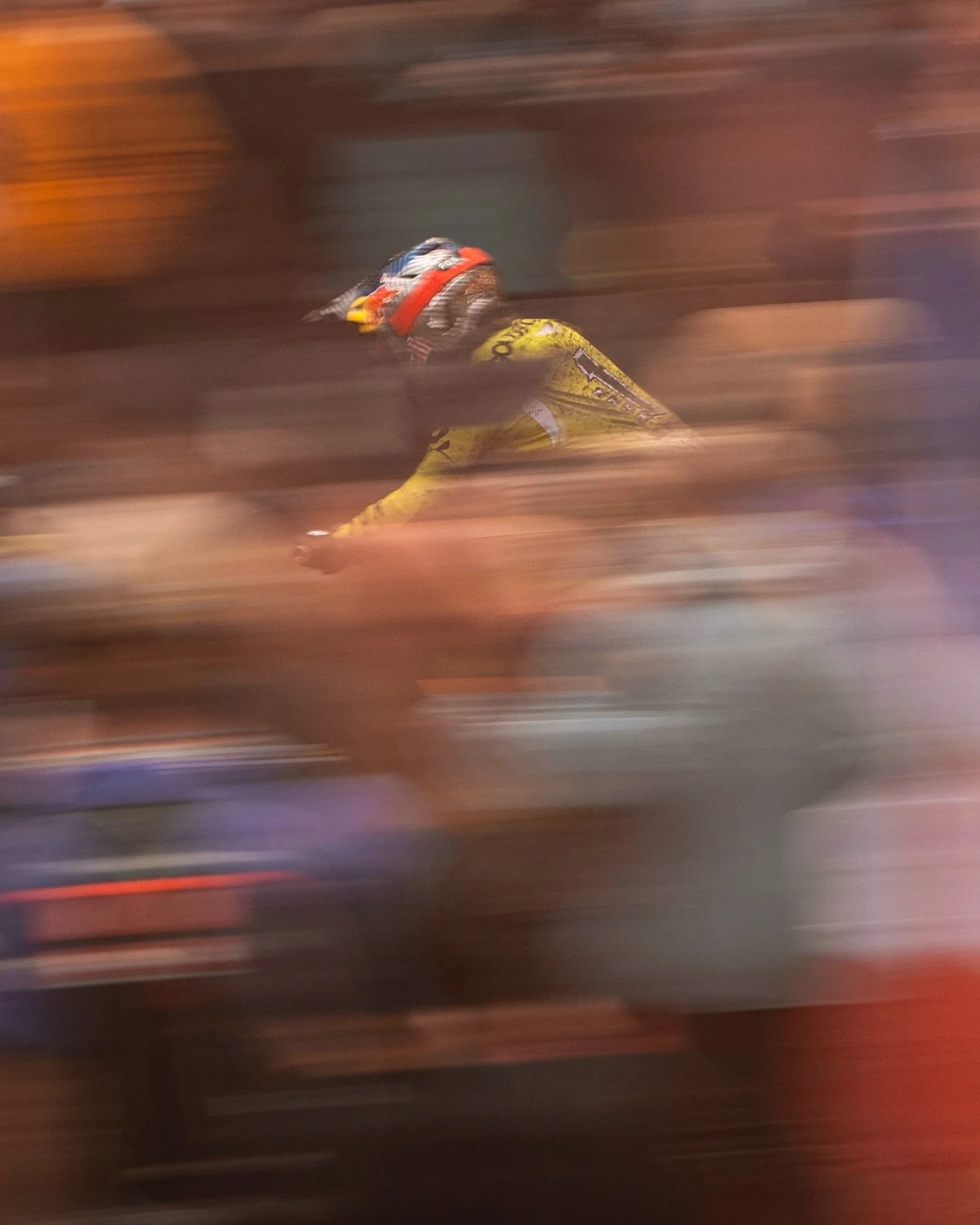 Crowd painting - @jacksongoldstone, Les Gets World Cup 2025.

@uci_mtbworldseries&nbsp;@lesgetsofficiel @lesgetsbikepark #lesgetsofficiel #lesgetsbikepark #ucimtbworldcup&nbsp;#uciworldcup&nbsp;#mtbworld&nbsp;#mtbworldcup&nbsp;#ucimtbworldcup&nbsp;#u