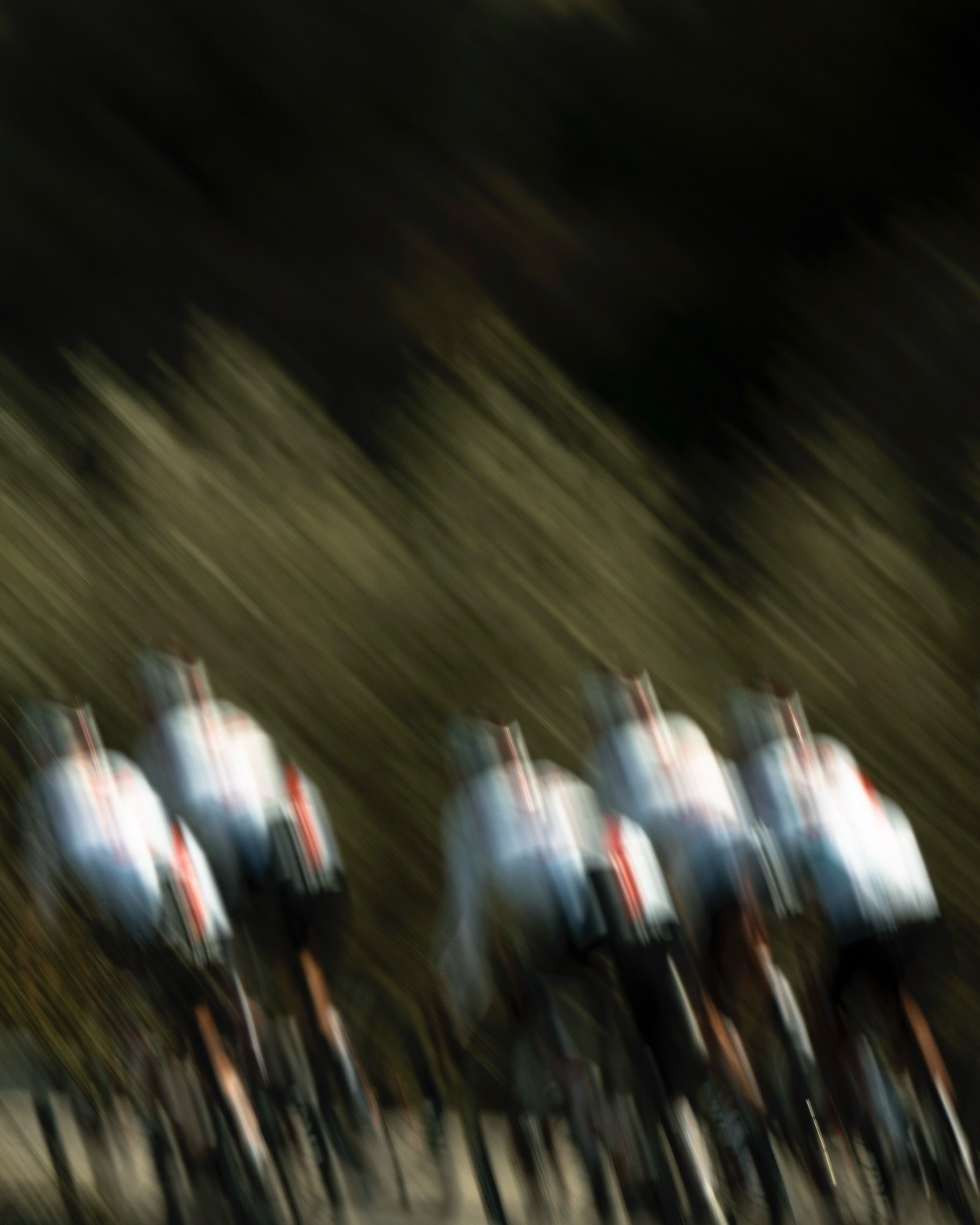 Speed of light - chiaroscuro at @uae_team_emirates team camp last week. 

Shot for @pissei 🔥

@uae_team_emirates #weareuae #roadcycling #roadcyclinglove #roadcyclingpics #roadcyclist