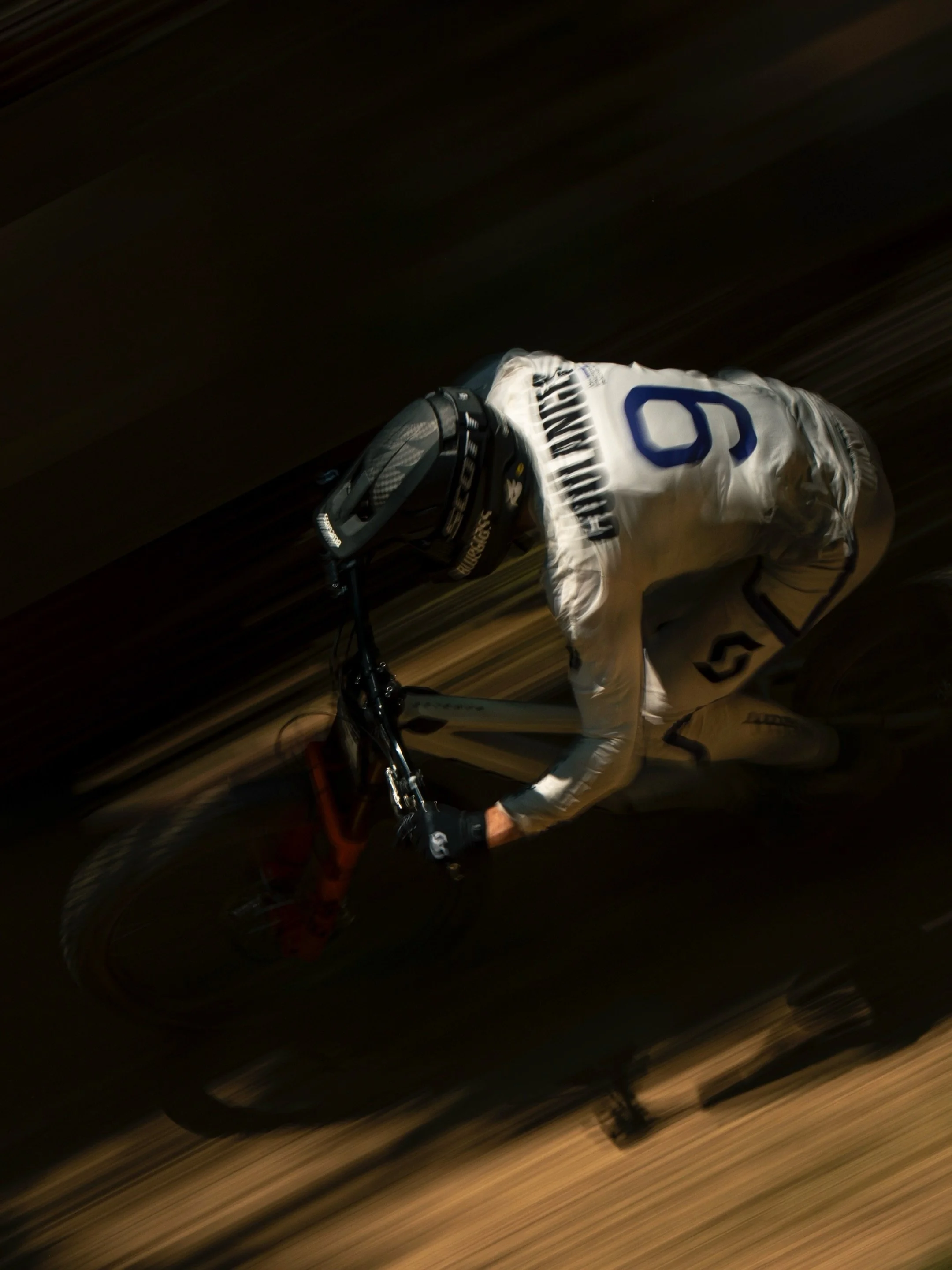 Movement harmony. Loudenvielle Downhill World Cup 2026.

@uci_mtbworldseries&nbsp;@mtbws_loudenvielle @vallee_du_louron #ucimtbworldcup&nbsp;#uciworldcup&nbsp;#mtbworldcup