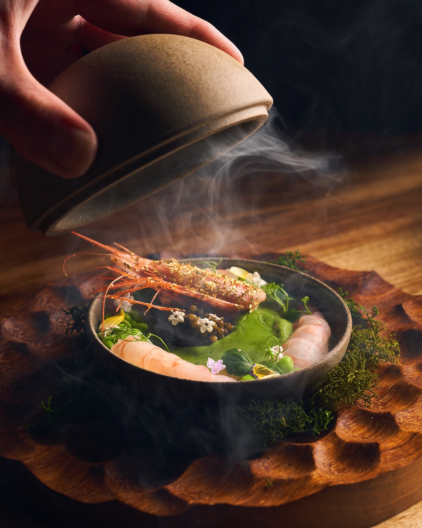Discover the craftsmanship that defines MILA Omakase, where every course is inspired by the 72 micro-seasons of Japan, and showcases the finest ingredients from around the world. Reserve your experience at the link in bio 🥢