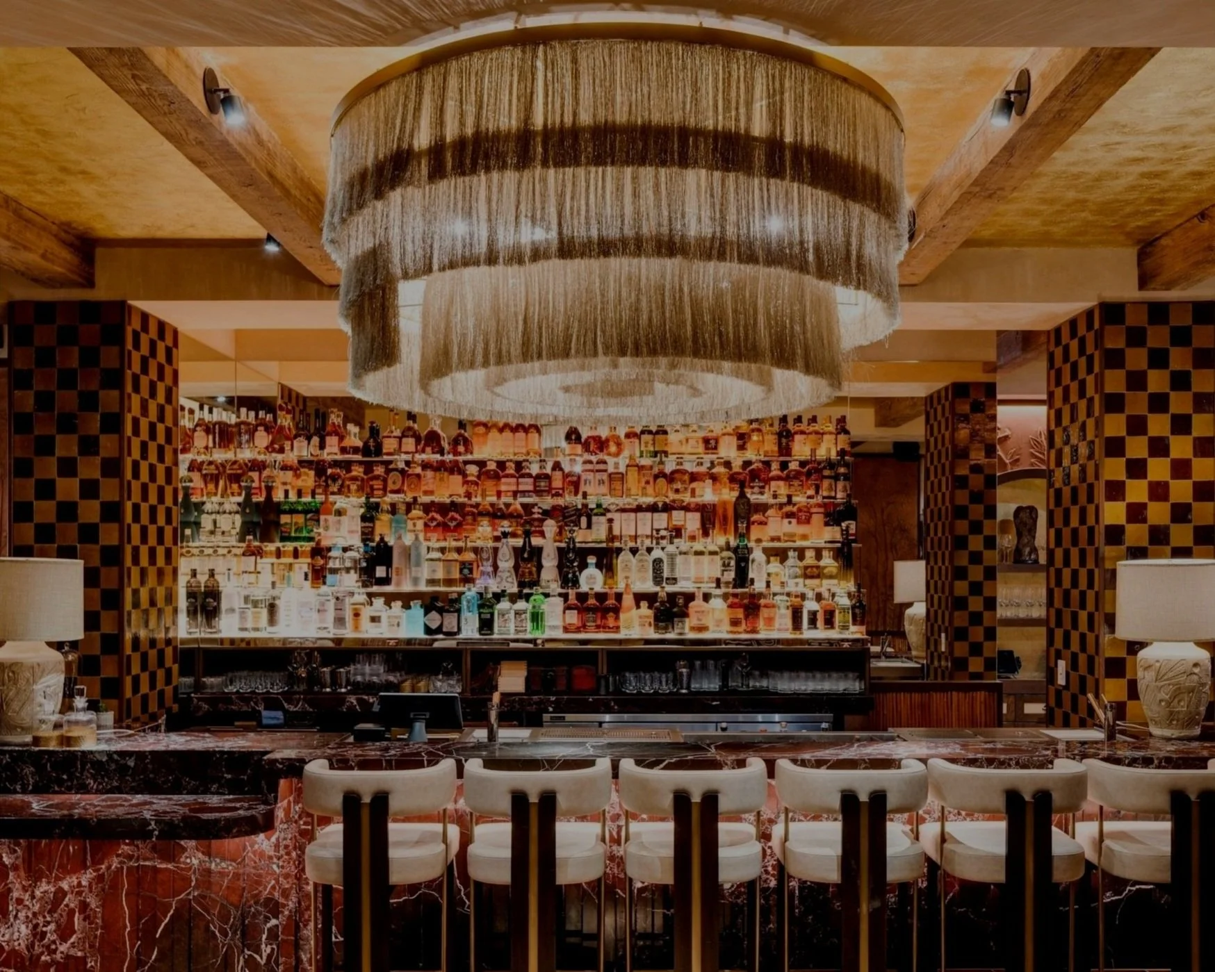 Exclusive bar with a vibrant and elegant design.