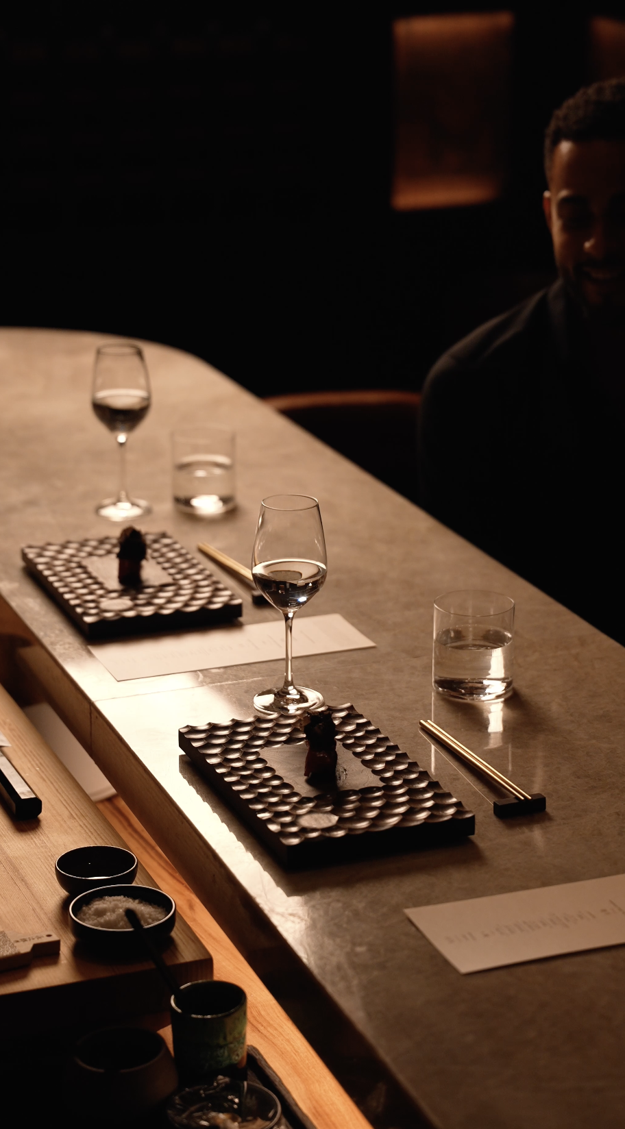 Layout of MILA Omakase's table setting.