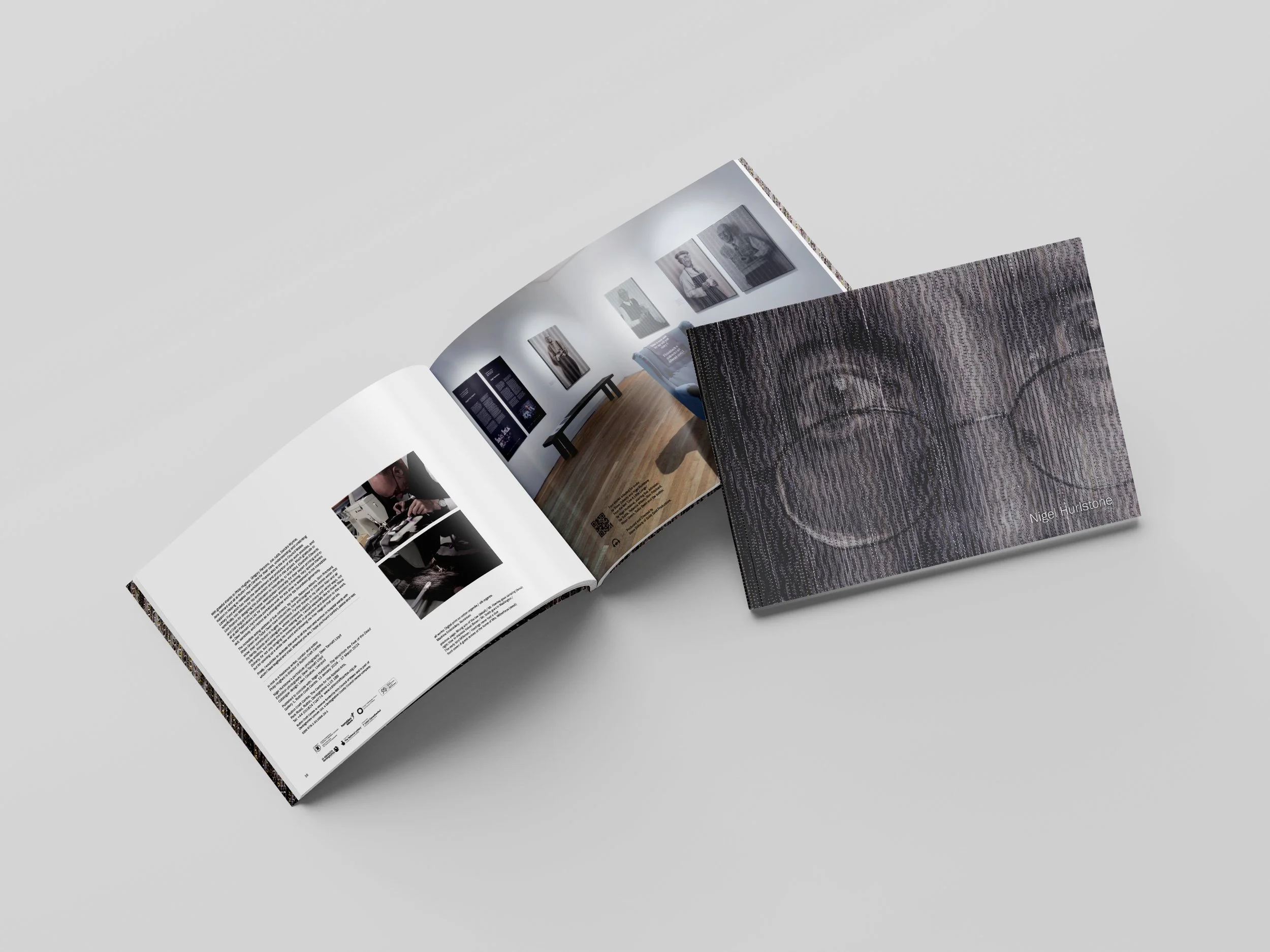 Layout_01_Perfect_Binding_Brochure_Mockup_05.jpg