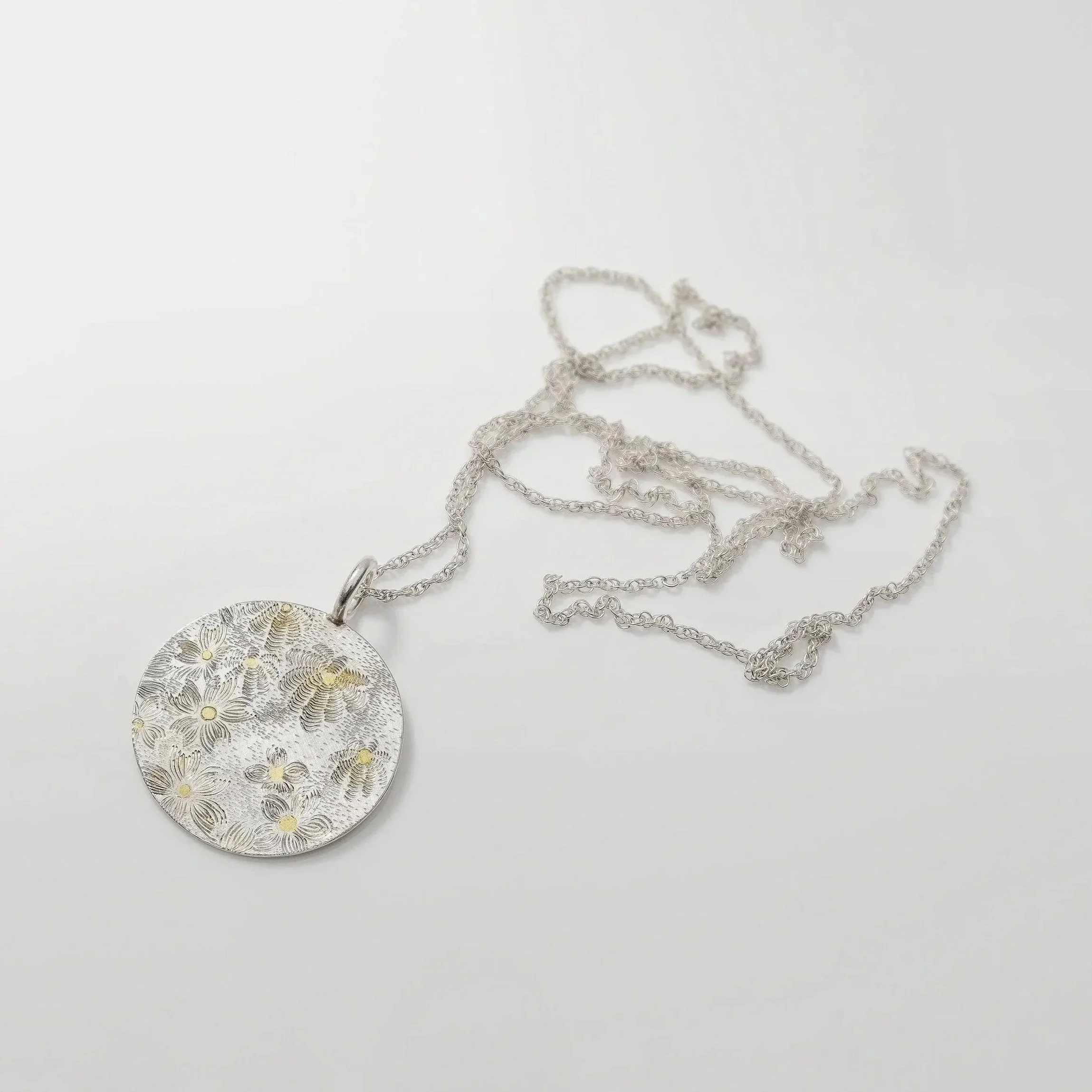 Satoko Takemura – Flower Engraved Pendant