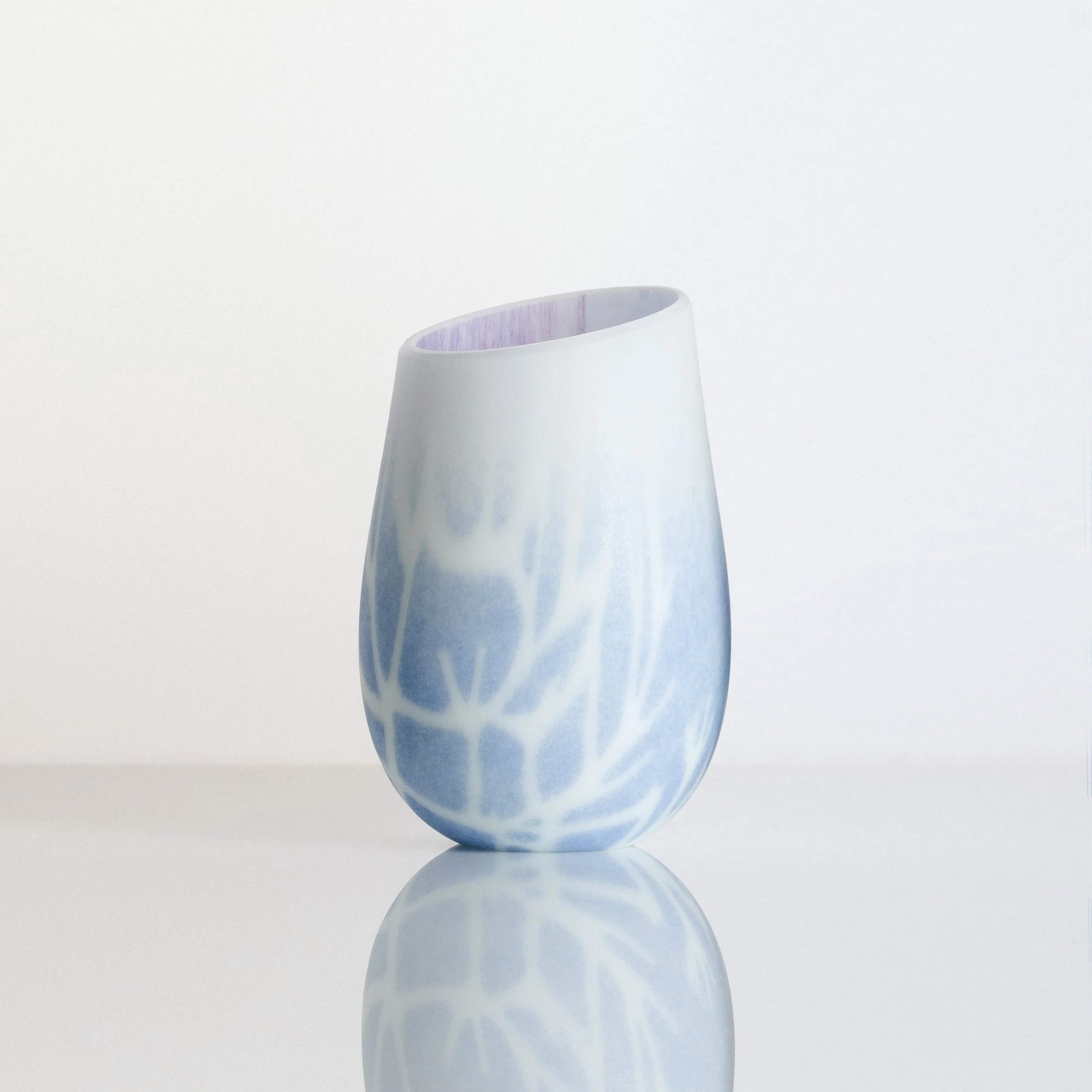 ....Verity Pulford – Short Vessel, Blue..Verity Pulford – Llestri Byrion, Glas....