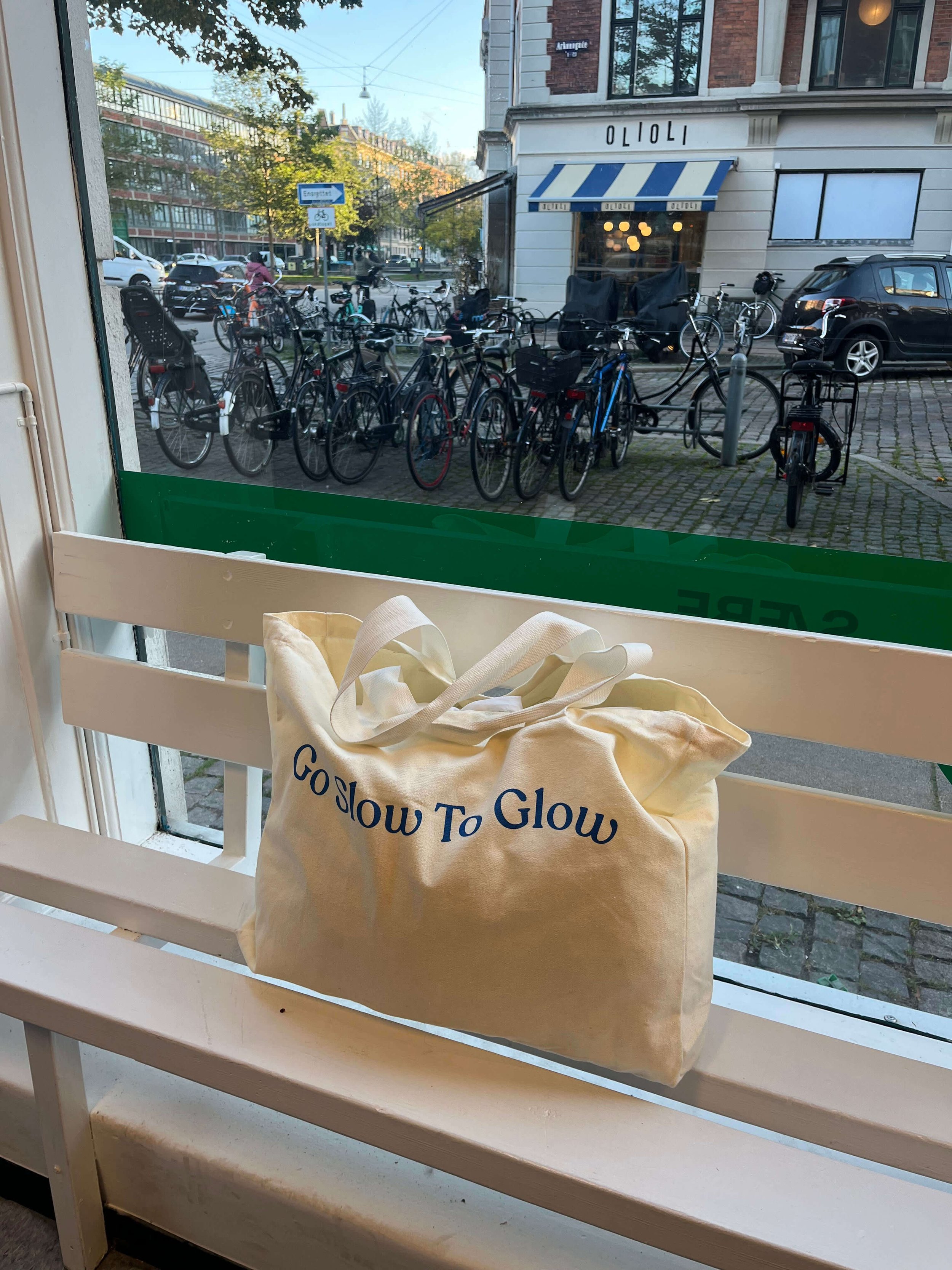 tote 3.jpeg
