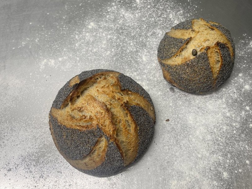 Sauerteigbrot mit Kernen