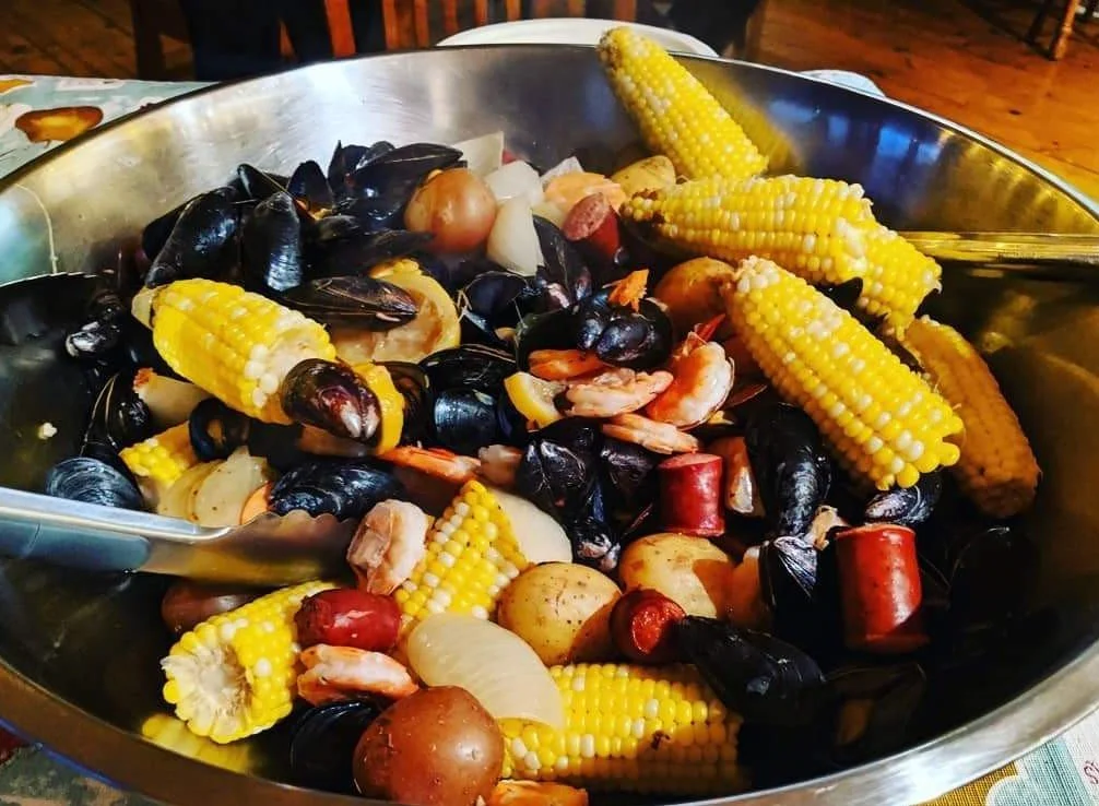 seafood boil.jpg