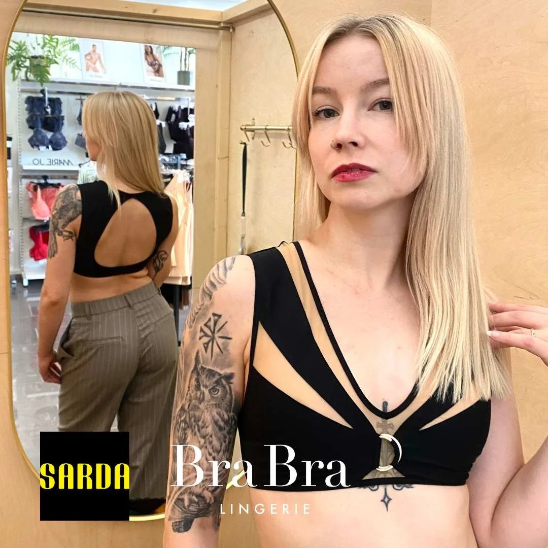 🔥😻Sarda Avit on katseet kääntävä toppi, jossa yhdistyy todella näyttävän designin lisäksi monta mukavaa: kaarettomuus, pehmeys ja hyvä istuvuus.
Koot S-M-L.
Hinta 83,90 €
🖤 Tule hakemaan omasi p