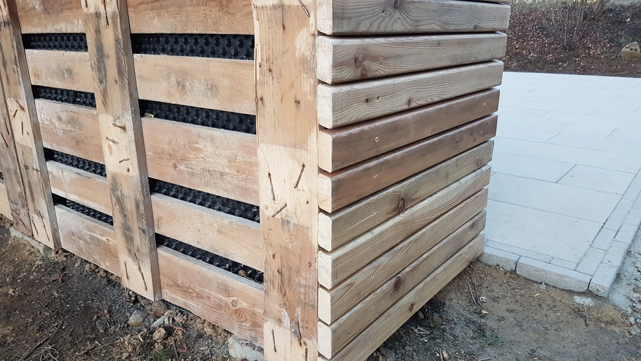 Hochbeet Holzverkleidung