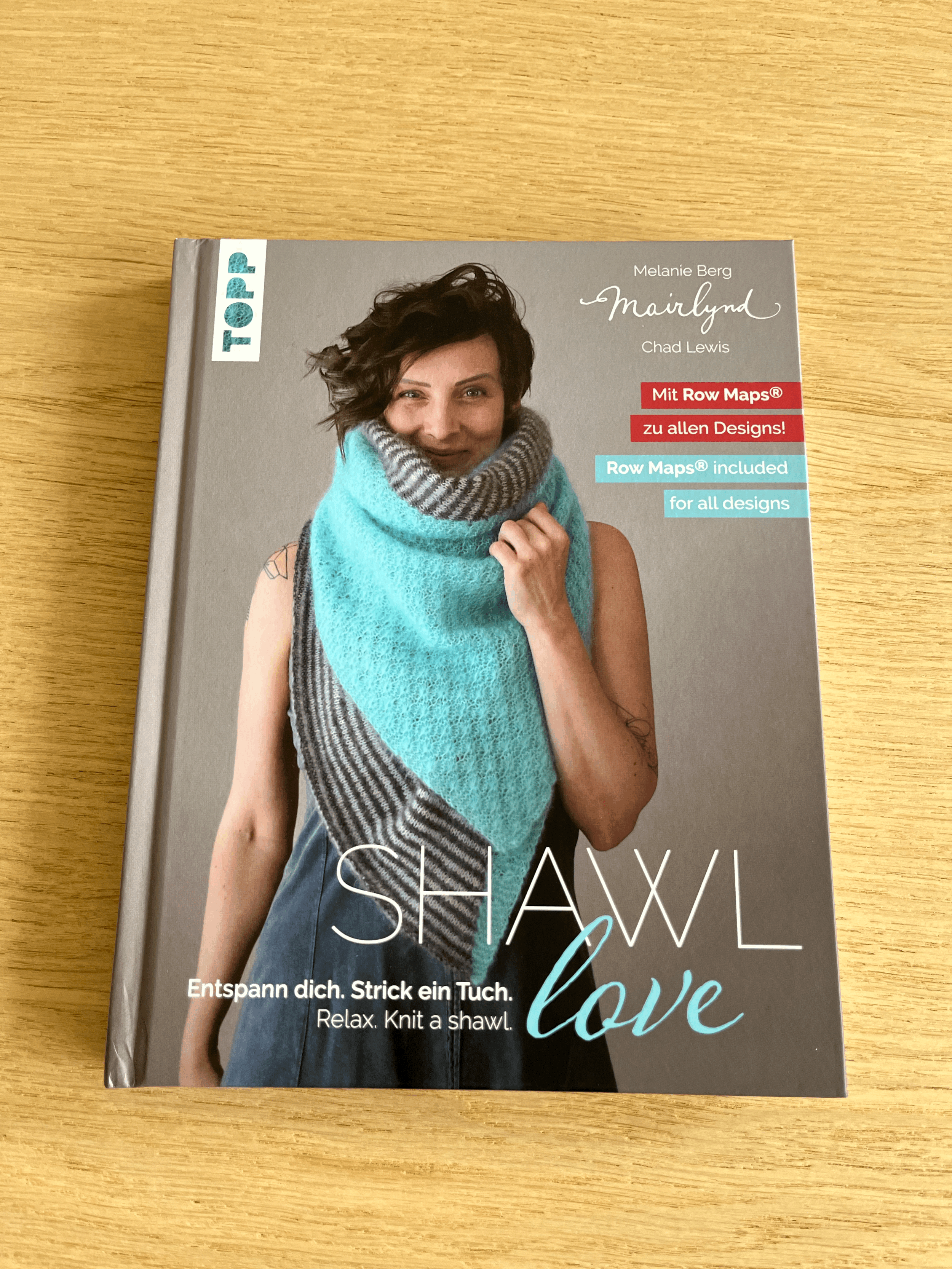Book Review: Shawl Love by Melanie Berg