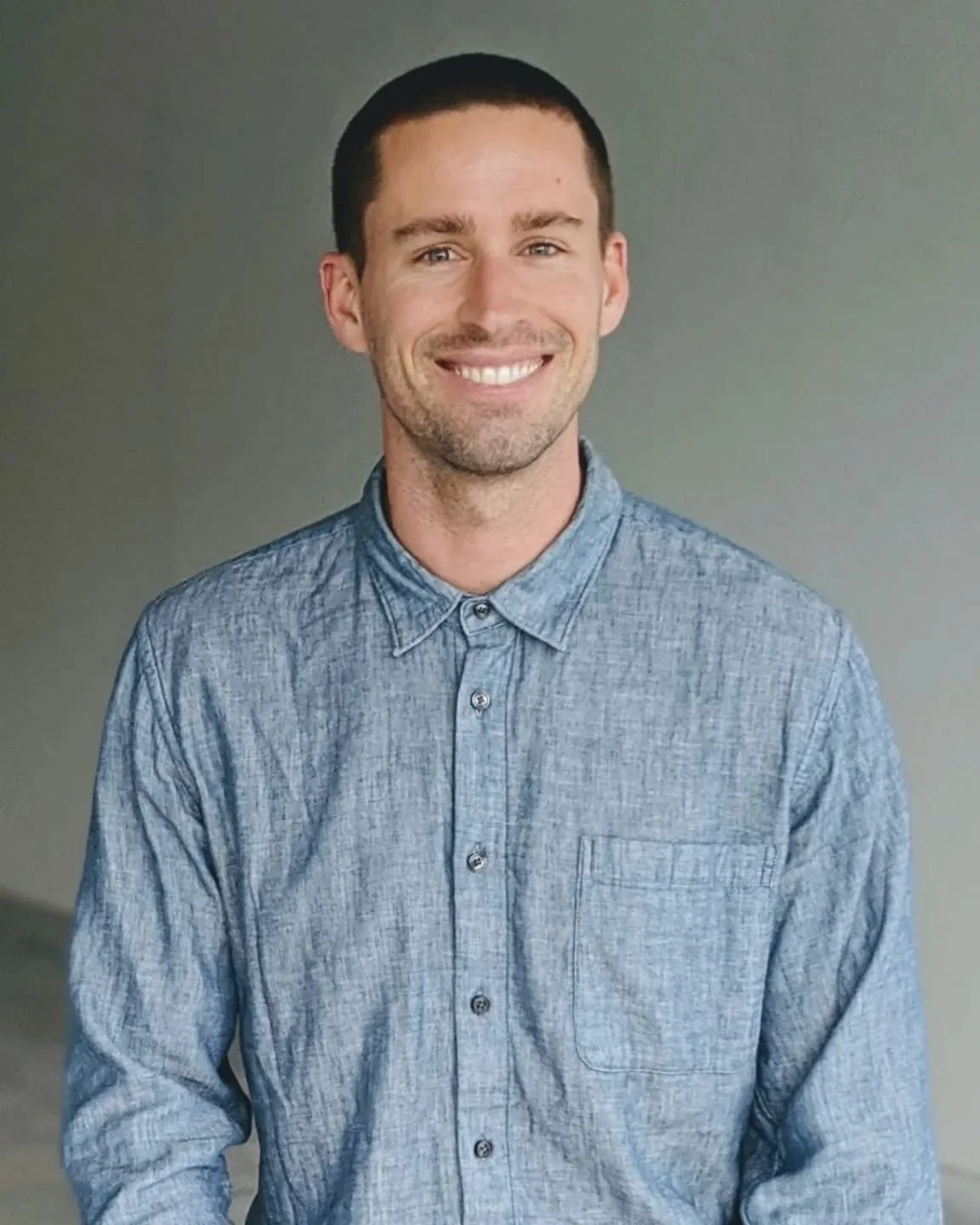 Meet Billy McCall, the visionary Co-founder and CEO of Kintra. His journey began when he discovered the alarming issue of microfiber pollution, propelling him to seek a sustainable solution for the apparel industry. Enter Kintra Fibers, a groundbreak