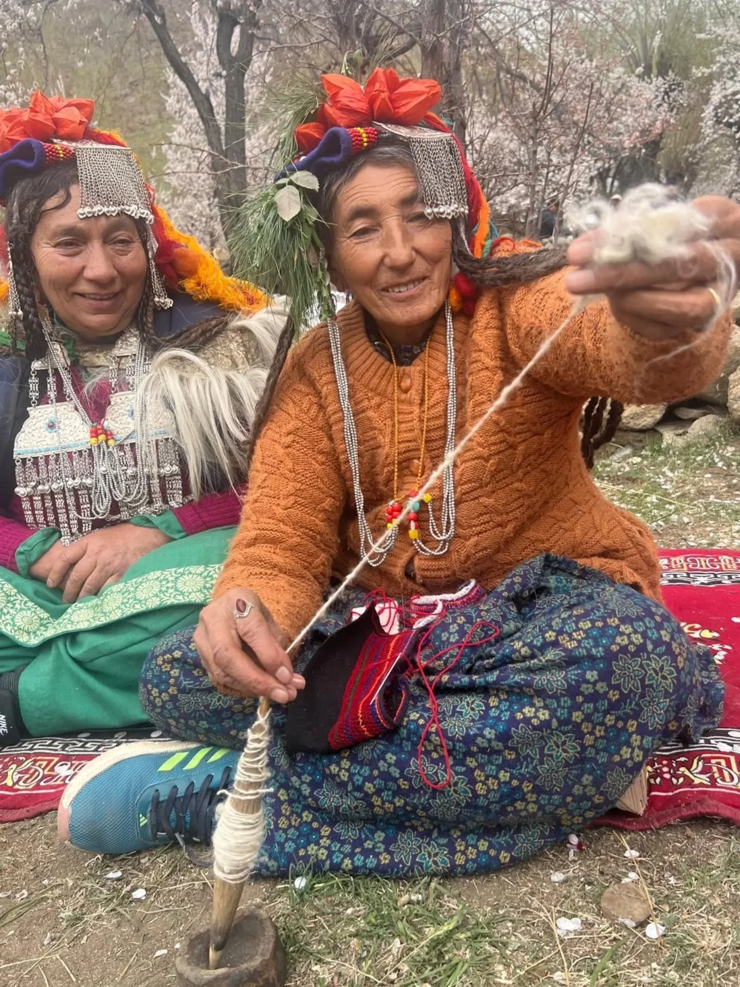 Fresh from the fields 

Our co-founder @carrolldunham was inspired by the revival of traditional dress in the Sham Valley of Ladakh - where culture, craft, and community come alive again.

A few glimpses of stories woven into fabric.
