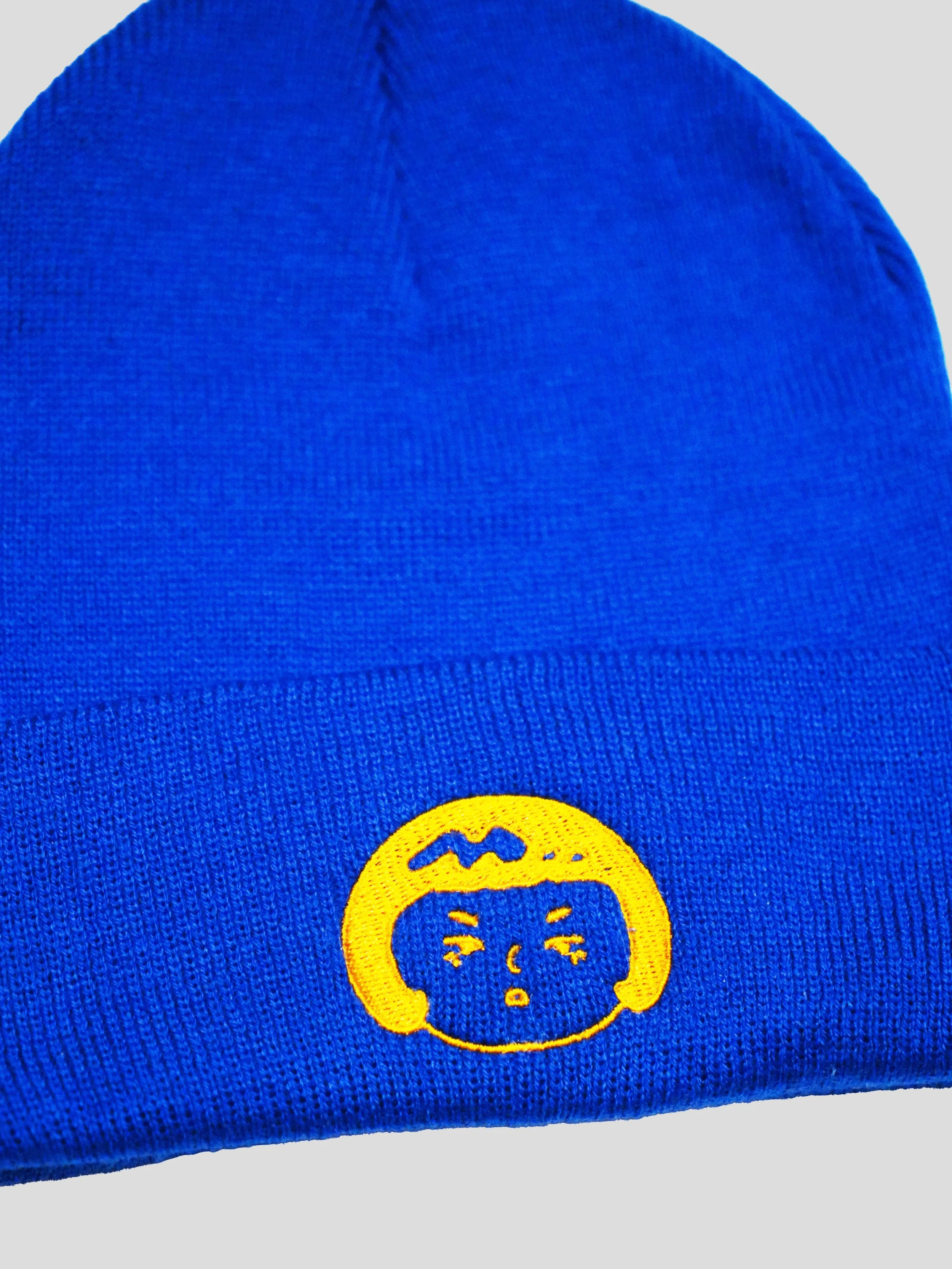 momo_blue_beanie2.jpg