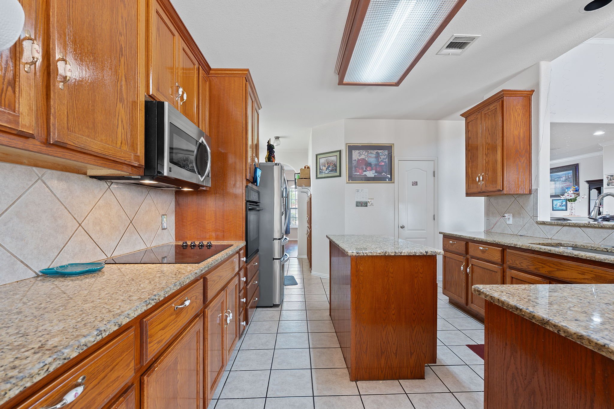 10-web-or-mls-DSC06285-min.jpg