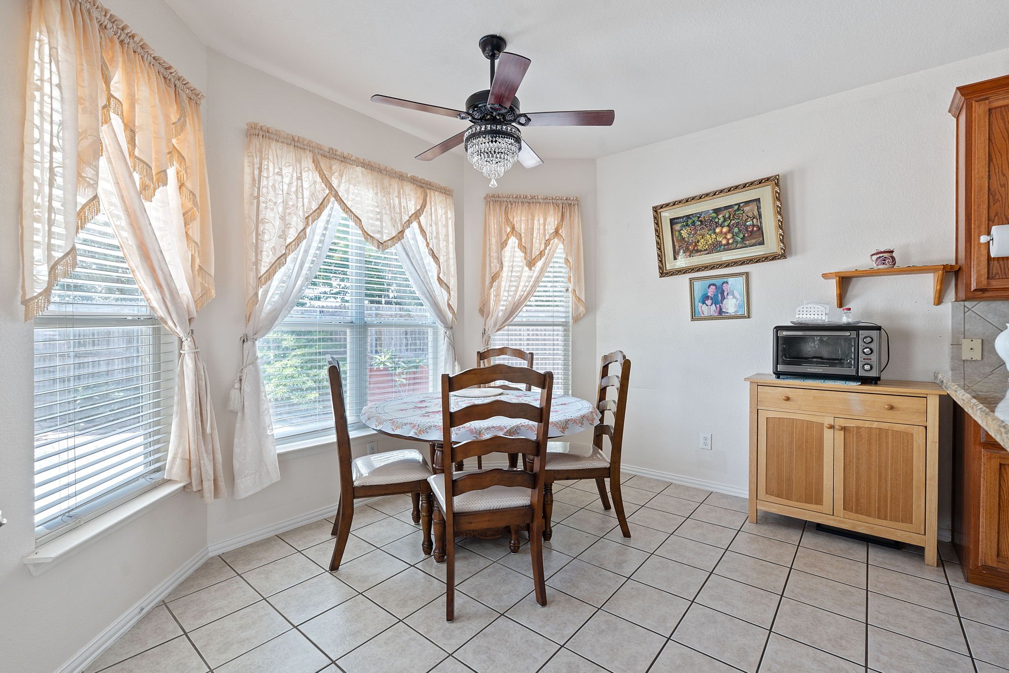 12-web-or-mls-DSC06291-min.jpg