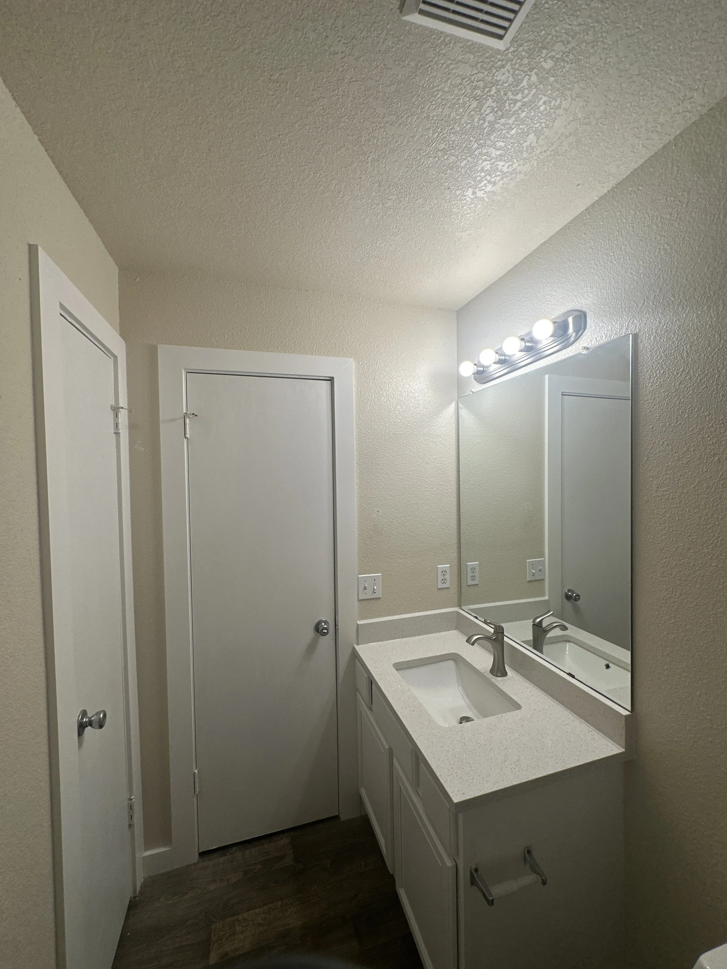 DJI_20250822_125550_915-min.jpg