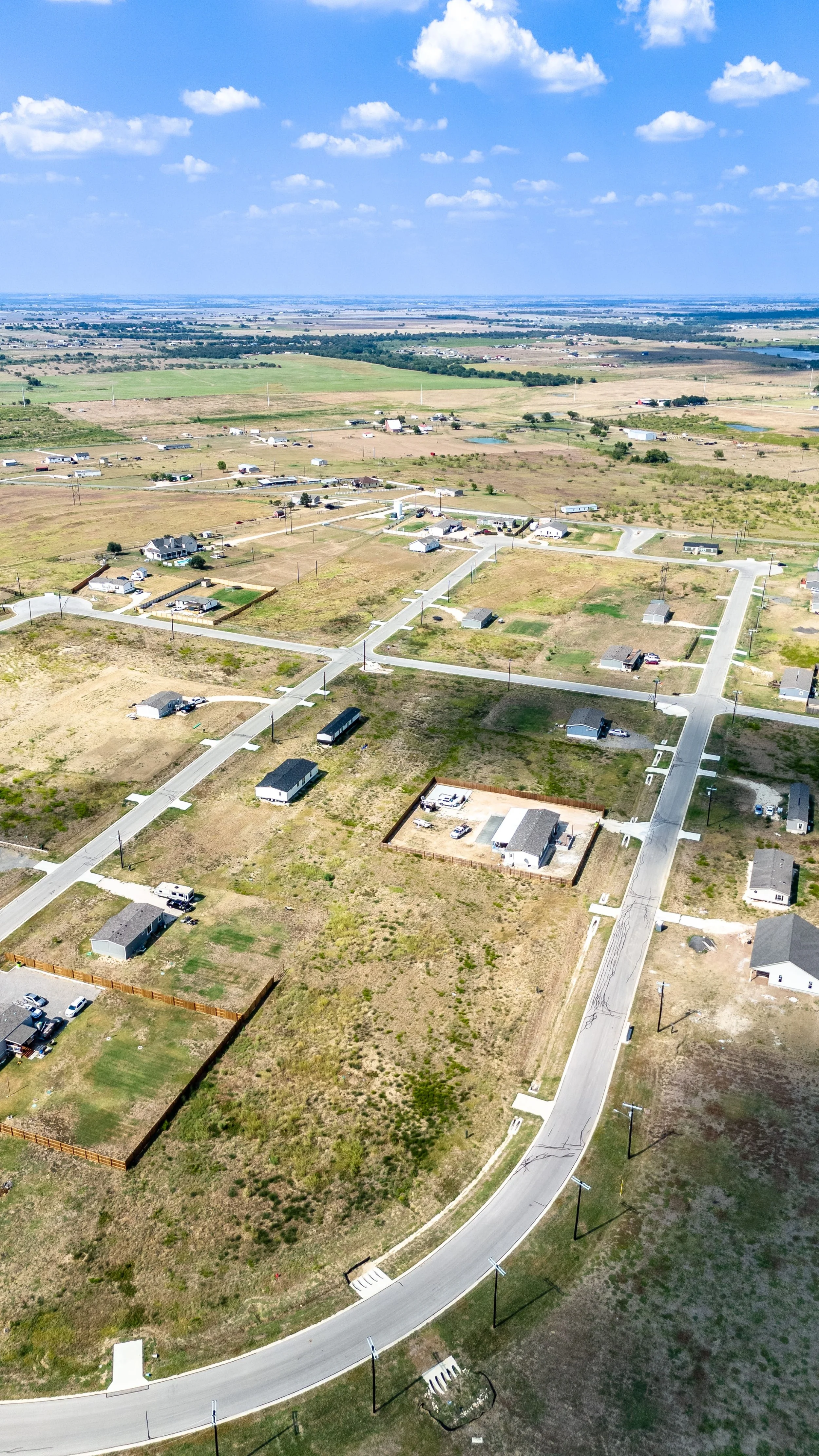 Altamira_Aerial_Vertical-1-min.jpg