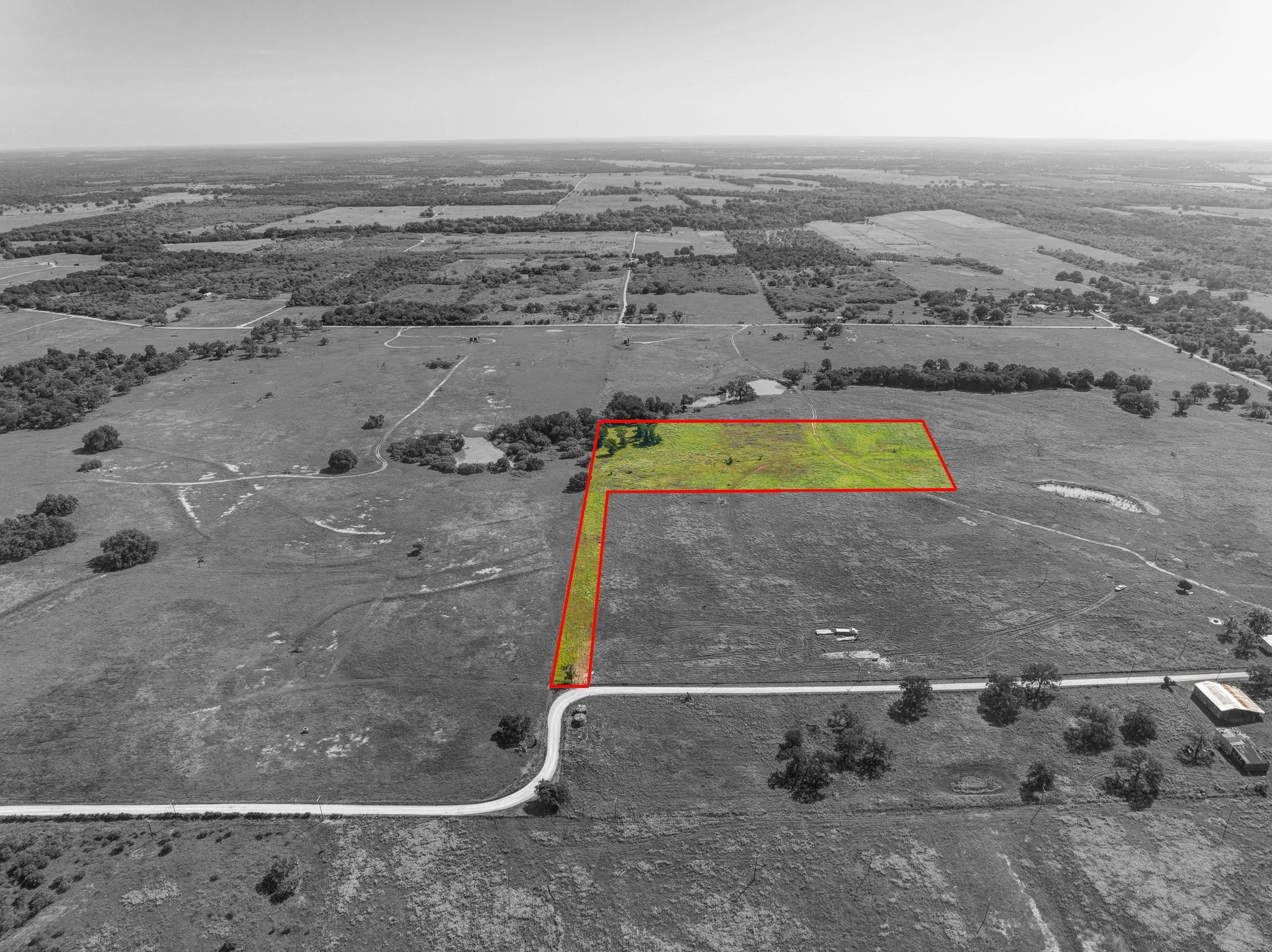 Woodrow Tract2 (8 of 19) - bw outline.jpg