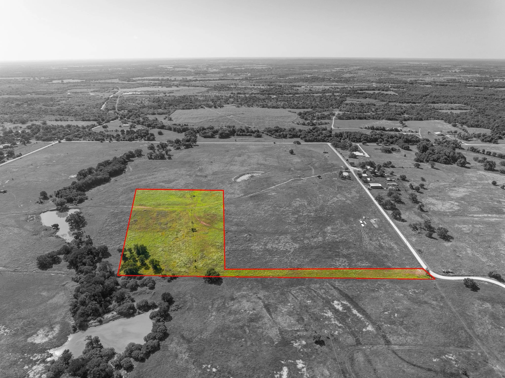 Woodrow Tract2 (13 of 19) - bw outline.jpg