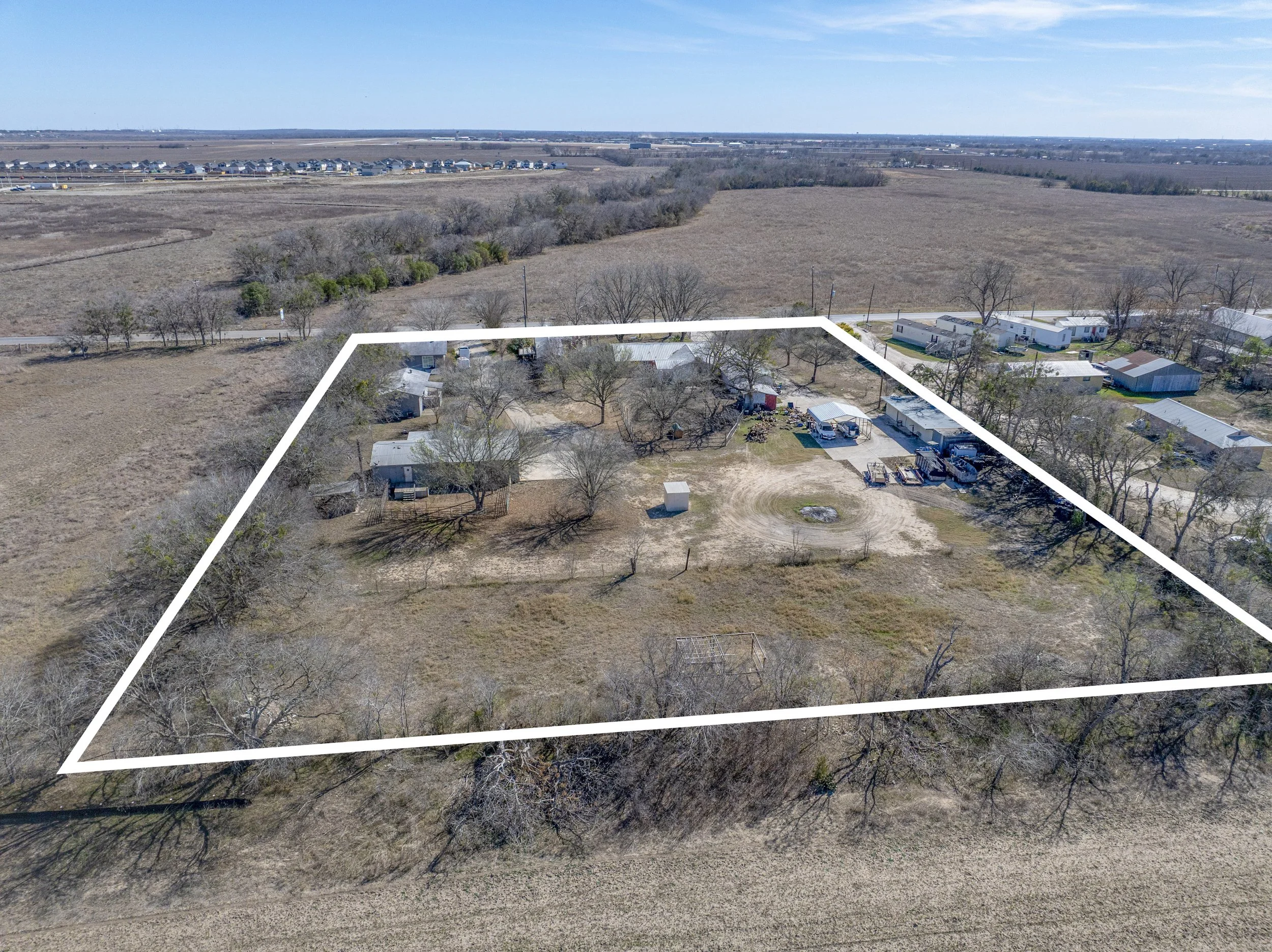 Harris Hill Rd, San Marcos (13) Lines.jpg