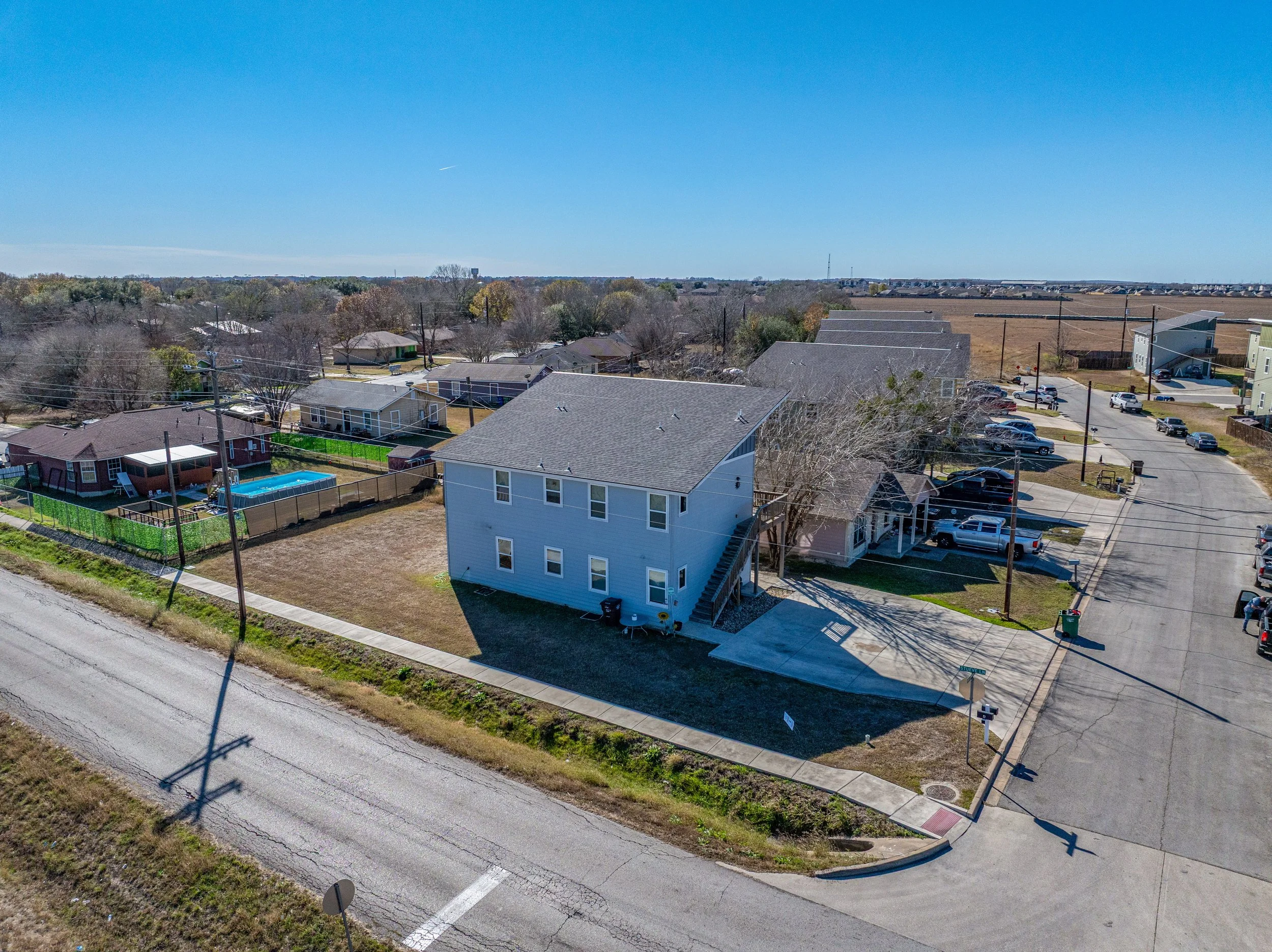 1300 Hauseman Dr Lockhart (5).jpg