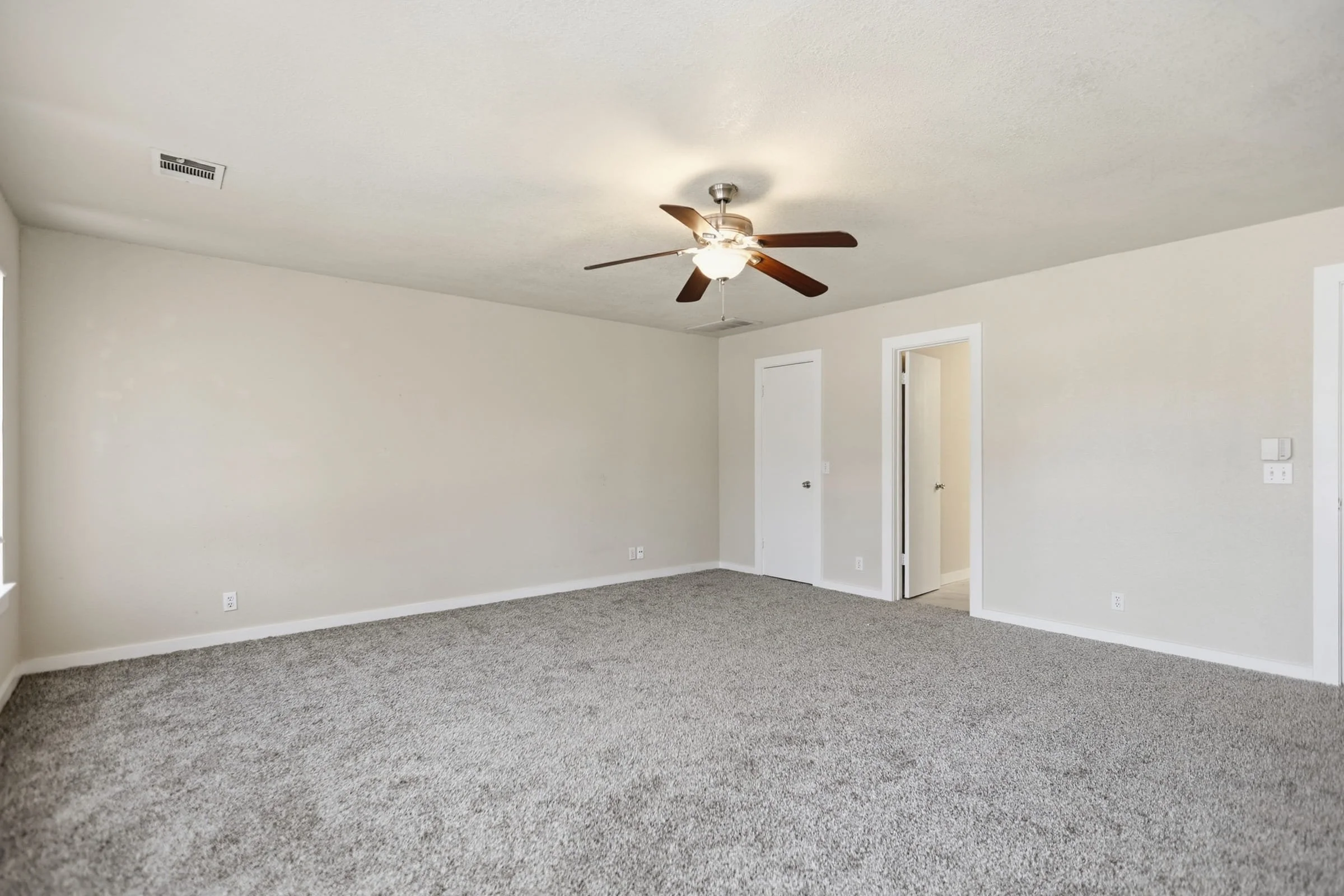 20805 Trotters Ln (43).jpg