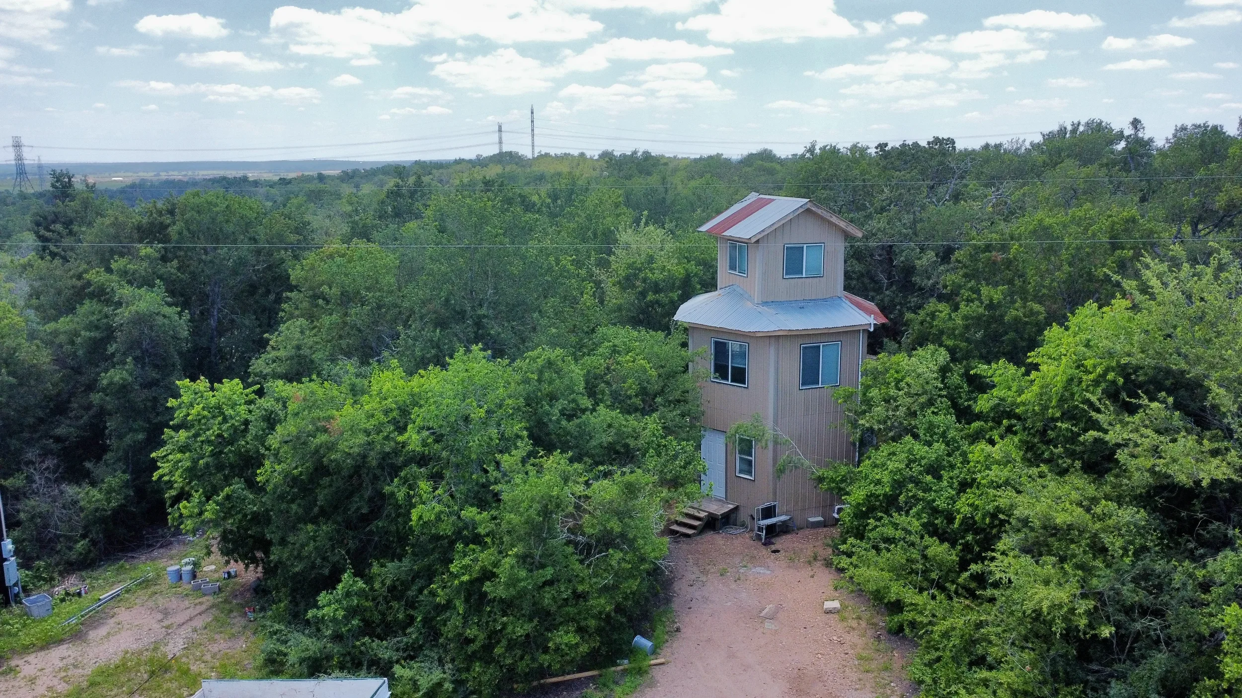 dji_fly_20260513_135706_717_1778698898108_photo_optimized.webp