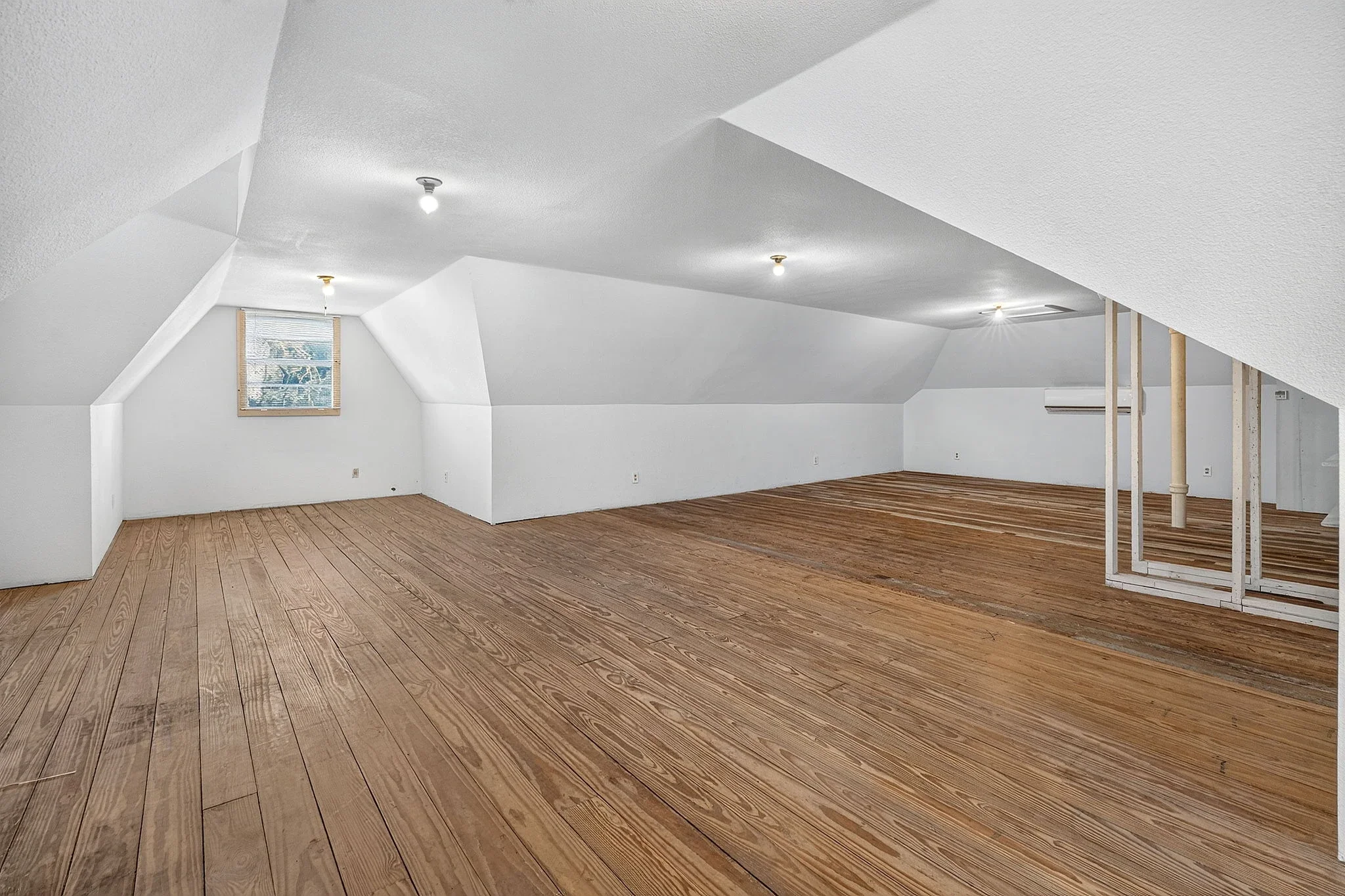 26-web-or-mls-DSC05757.webp
