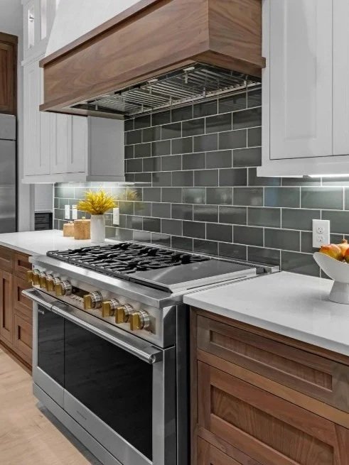 builder spec home kitchen in montgomery