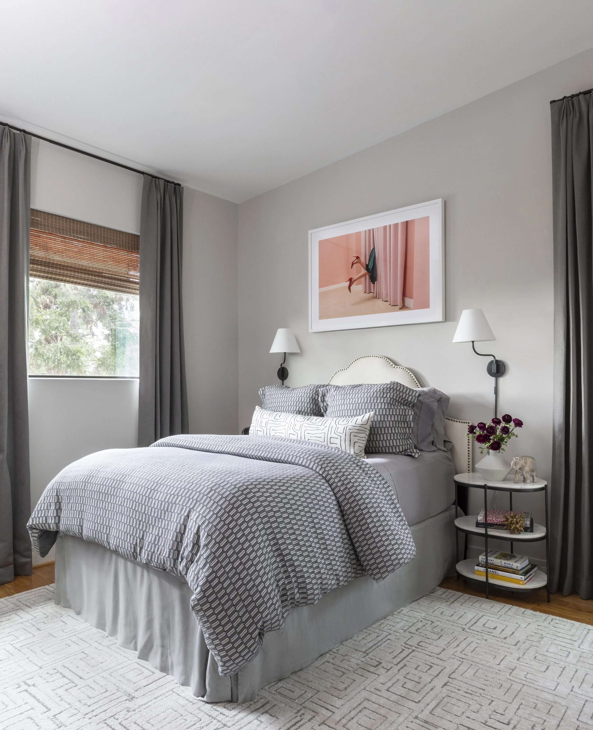 Guest bedroom with pop art
