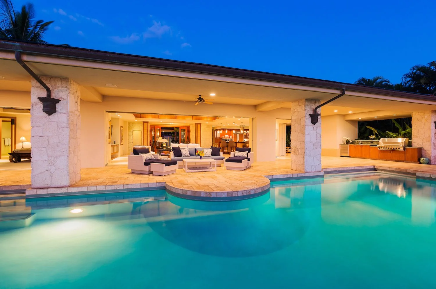 Why Professional Real Estate Photography Helps Homes Sell Faster in Tampa Bay