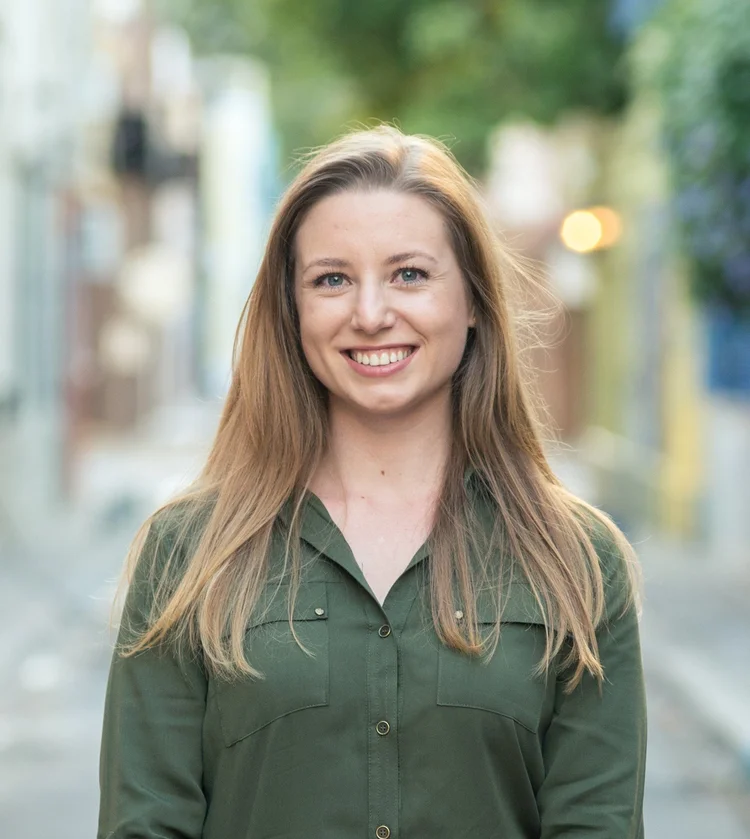 Stefanie, founder of English Full:Time