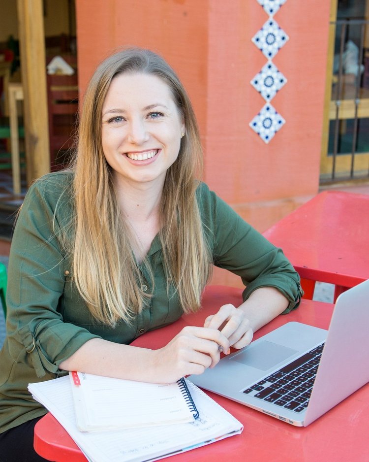 Stefanie, founder of English Full:Time