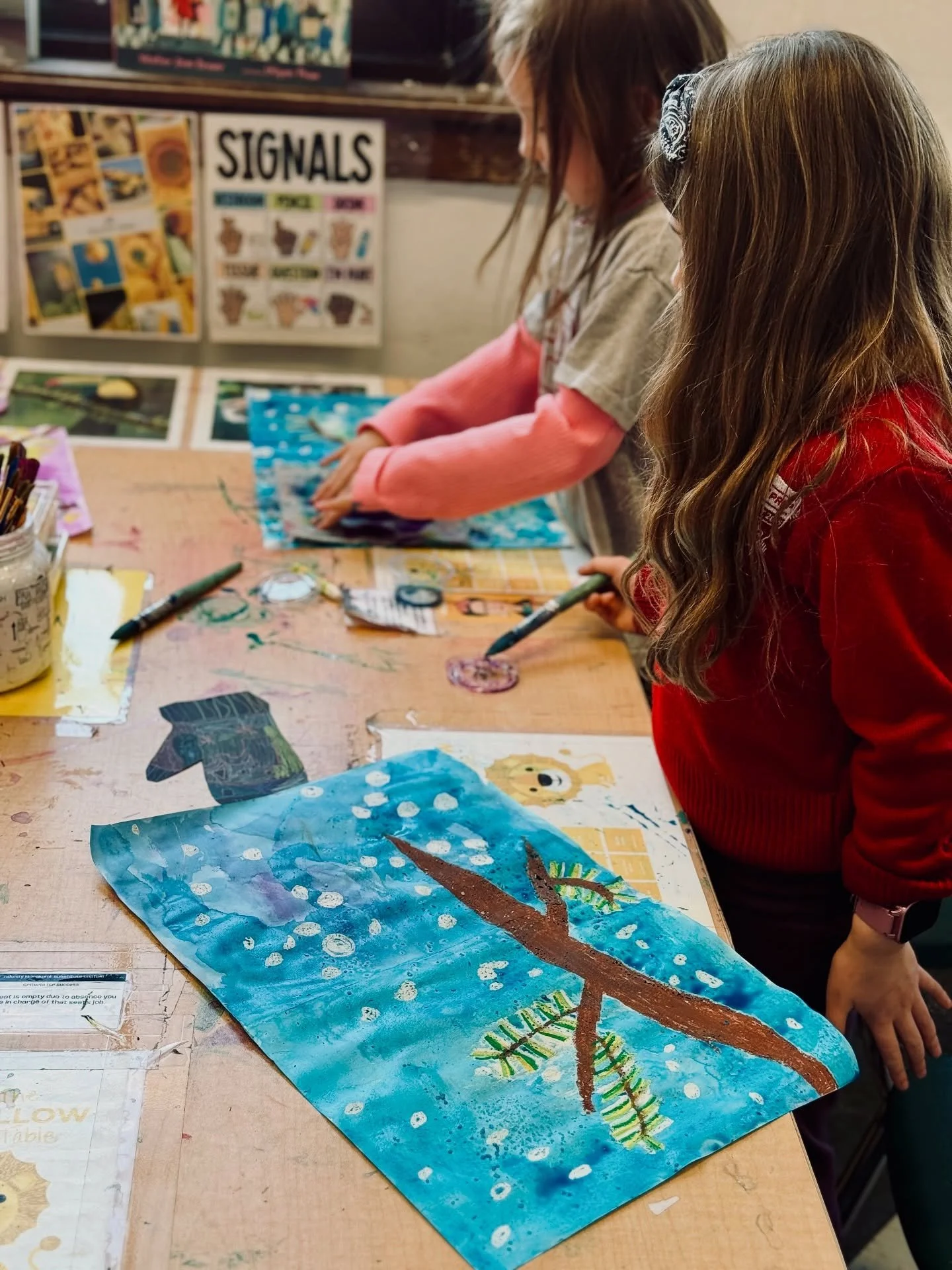 Art class with @clappforcreativity = pure magic 🎨✨

Our students&rsquo; imaginations are unstoppable&hellip; but our paper supply isn&rsquo;t 😅

If you&rsquo;d like to help keep creativity flowing, we&rsquo;d be so so grateful for donated art suppl