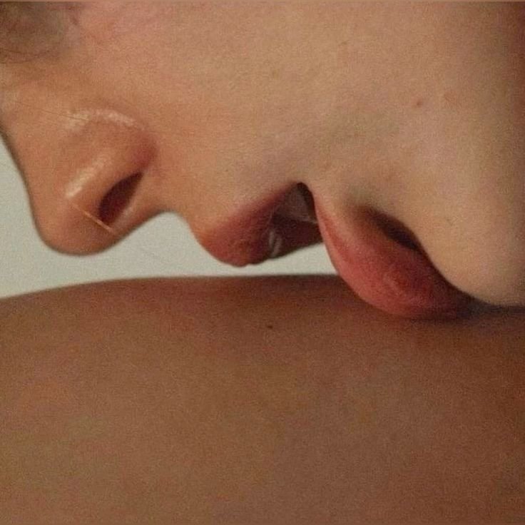 just because you wear the row doesn’t mean you’re chic.