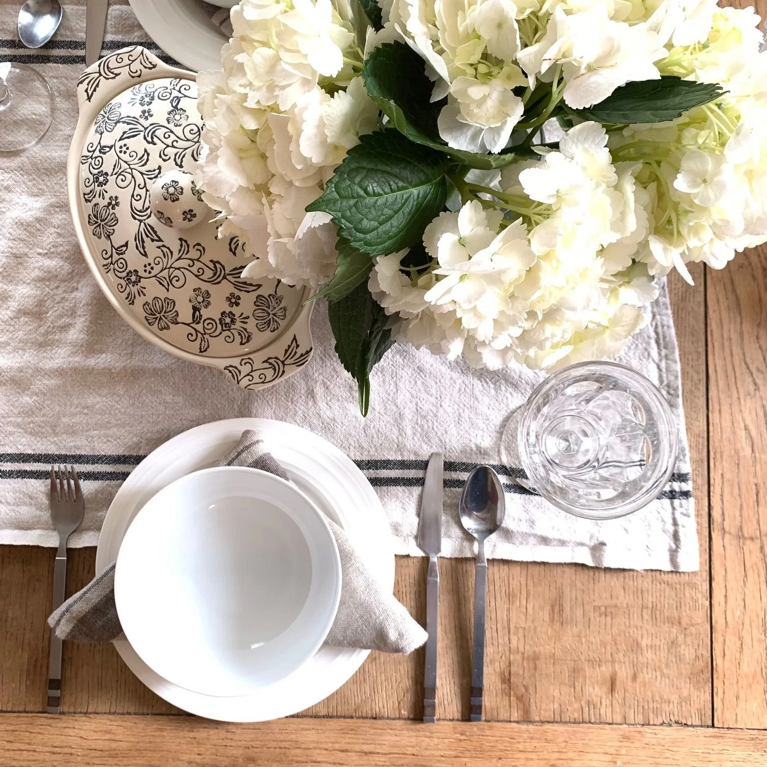How to Incorporate the Five Elements of Feng Shui in Your Gathering Spaces