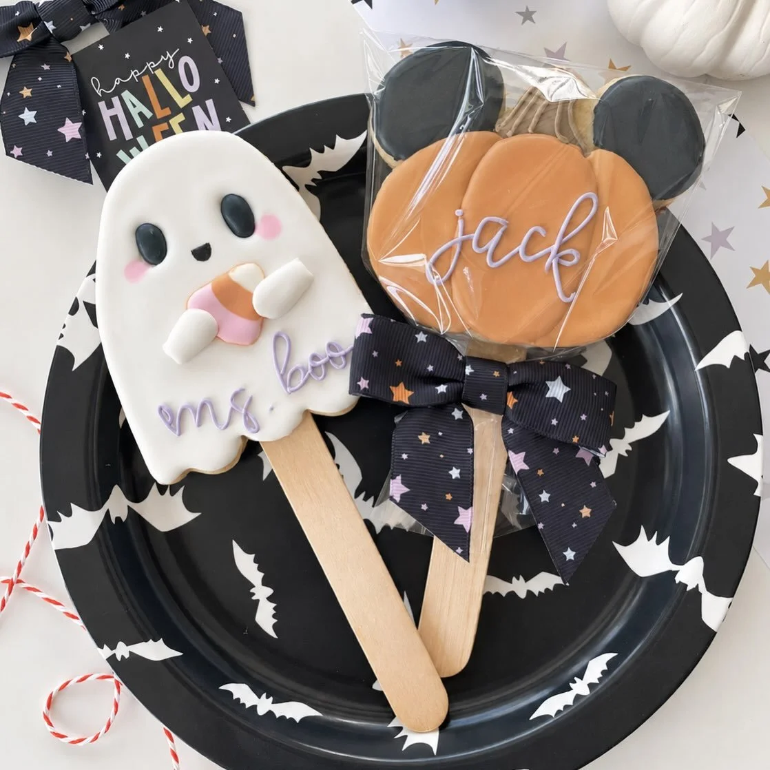 Boo! Halloween cookies are live on my website for pre-order. There&rsquo;s lots of cute options but limited quantities as usual and sale closes on the 21st so don&rsquo;t sleep on it! Link in bio. Happy Shopping 🧡🖤