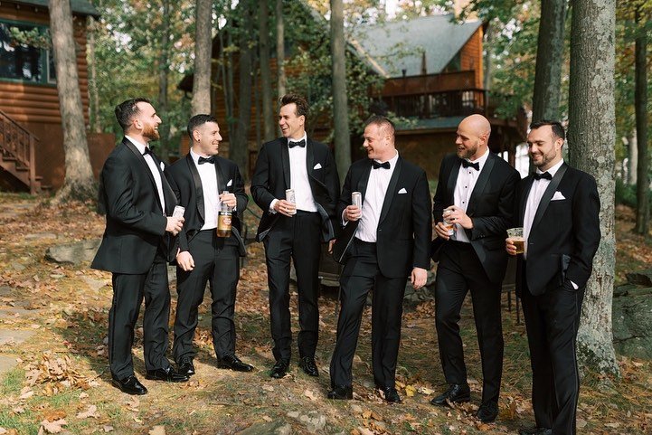 Jon and his starting five.

Photos: @alisiathompson_photo

#poconoswedding #poconoweddingplanner #poconoweddingphotographer #poconowedding